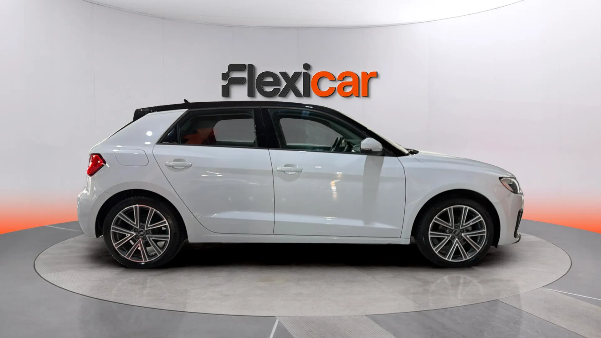 Audi A1 Sportback 25 TFSI - foto 8
