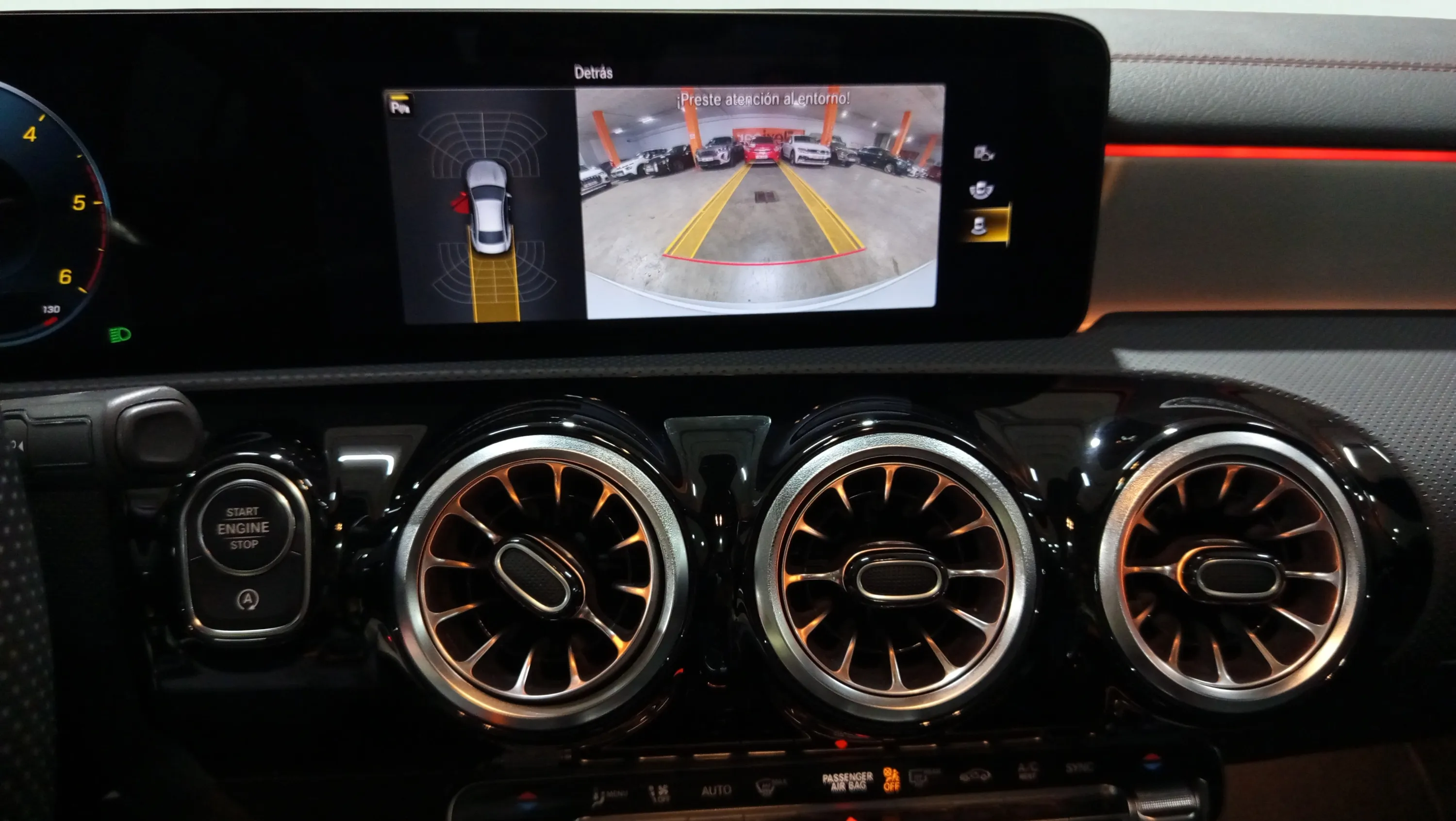 Mercedes-Benz CLA 200 D DCT - foto 12