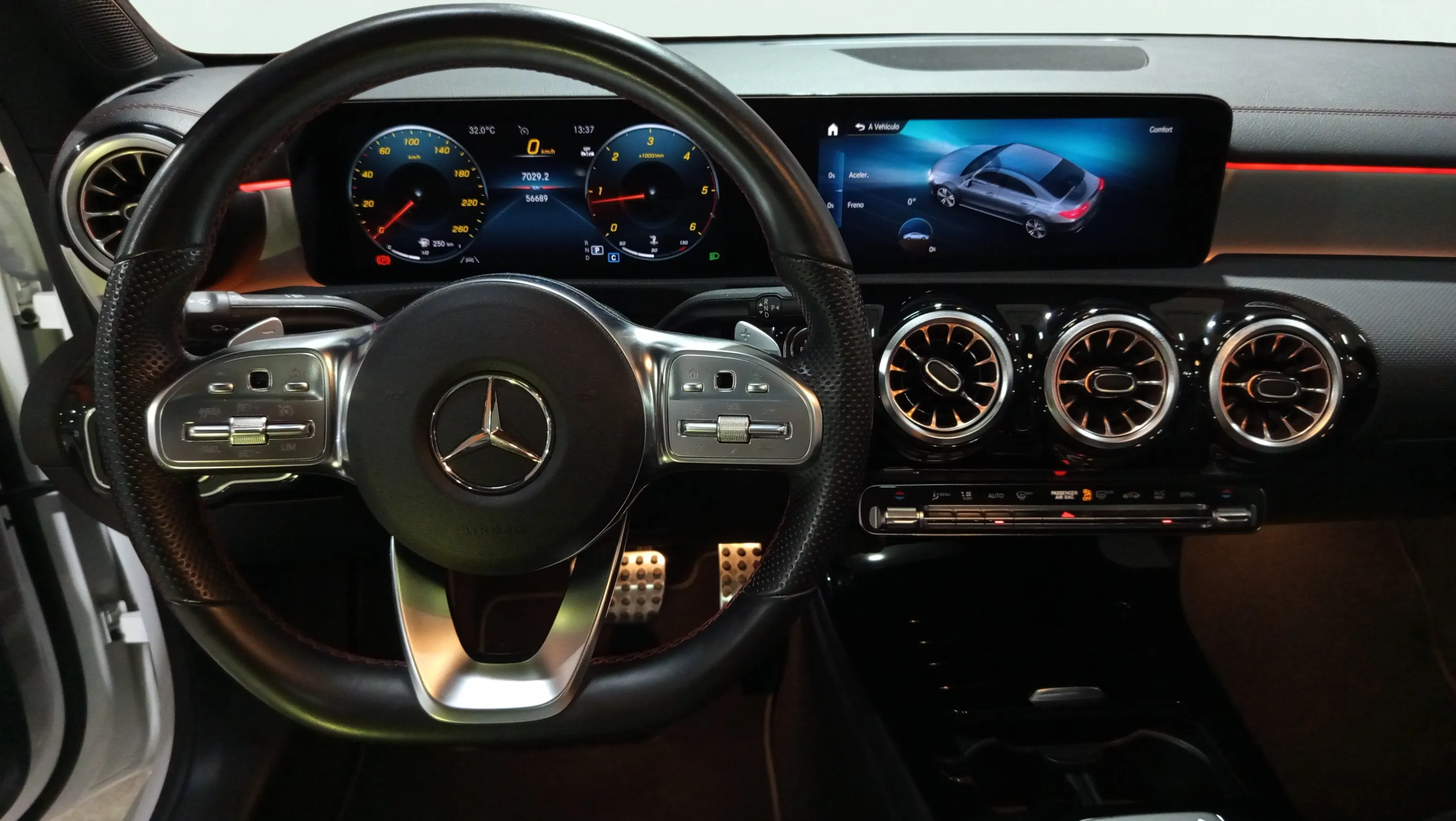 Mercedes-Benz CLA 200 D DCT - foto 26