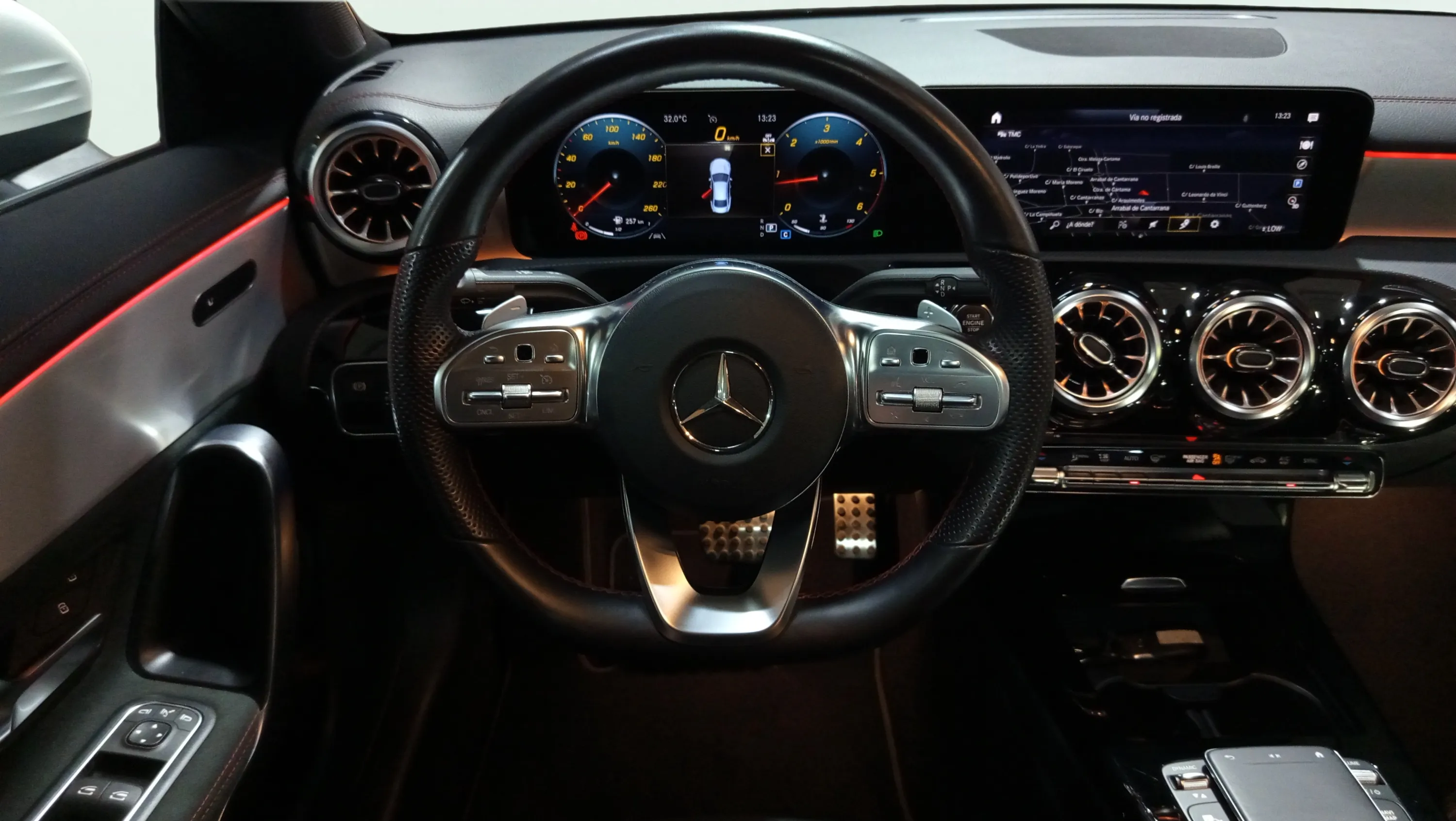 Mercedes-Benz CLA 200 D DCT - foto 15
