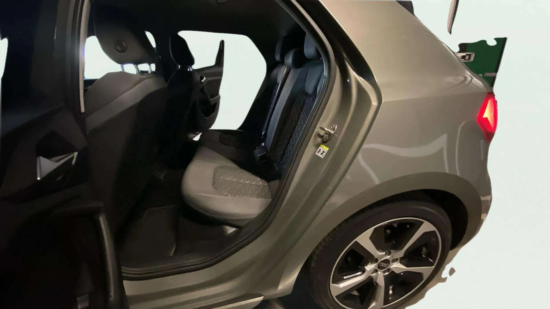 Audi A1 Sportback Adrenalin 30 TFSI - foto 9