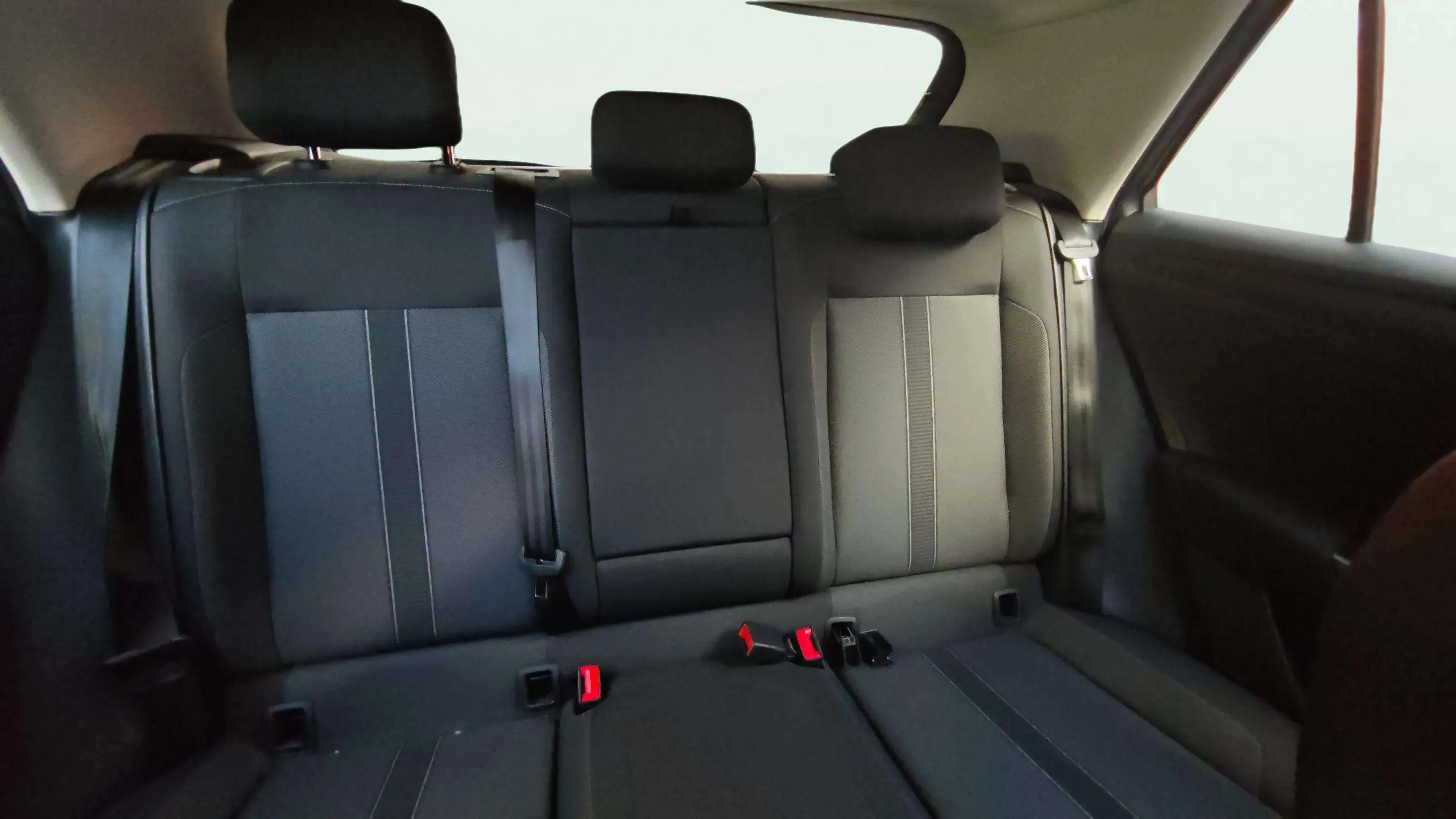 Volkswagen T-Roc Advance 1.5 TSI DSG - foto 10