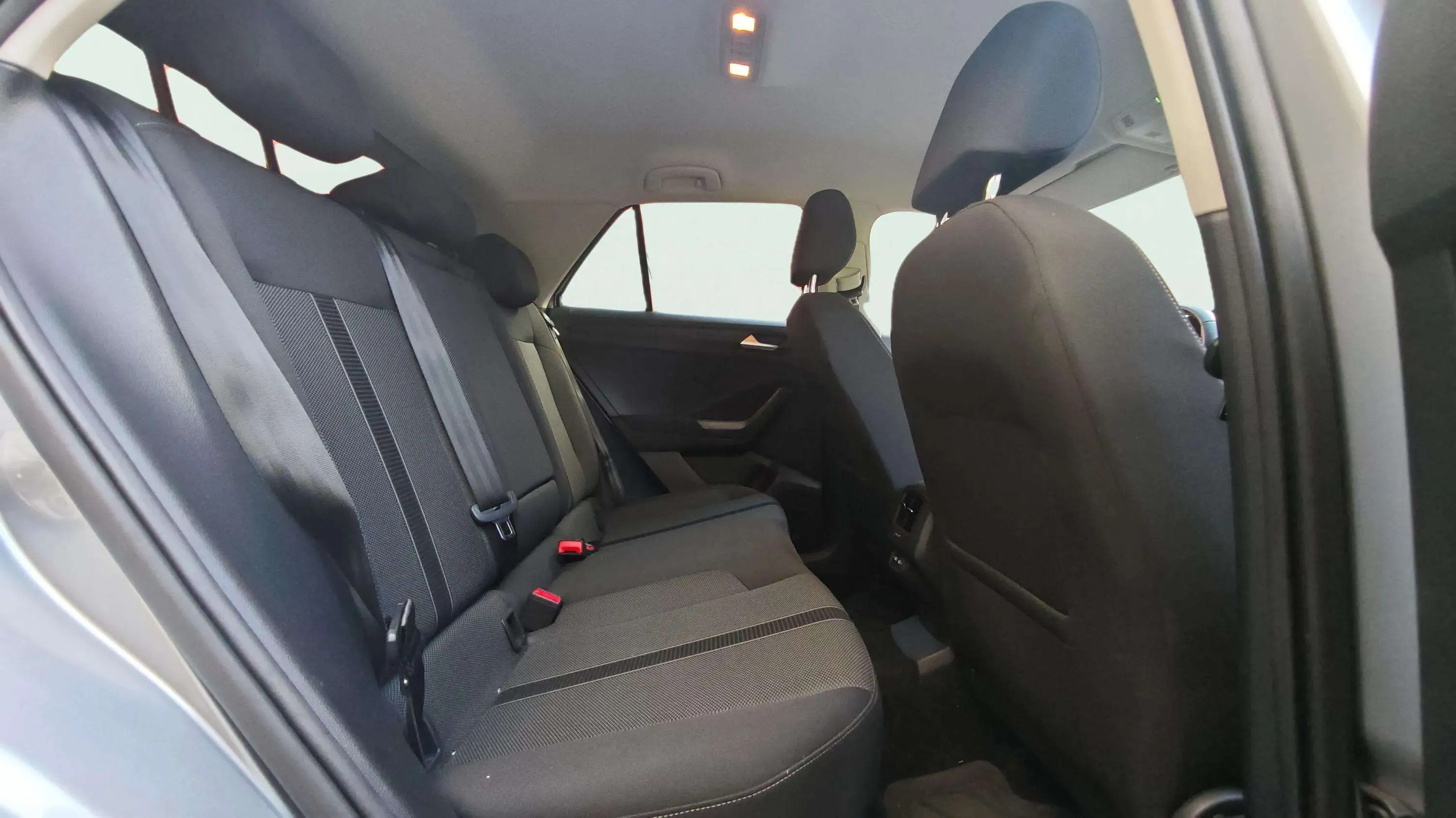 Volkswagen T-Roc Advance 1.5 TSI DSG - foto 11