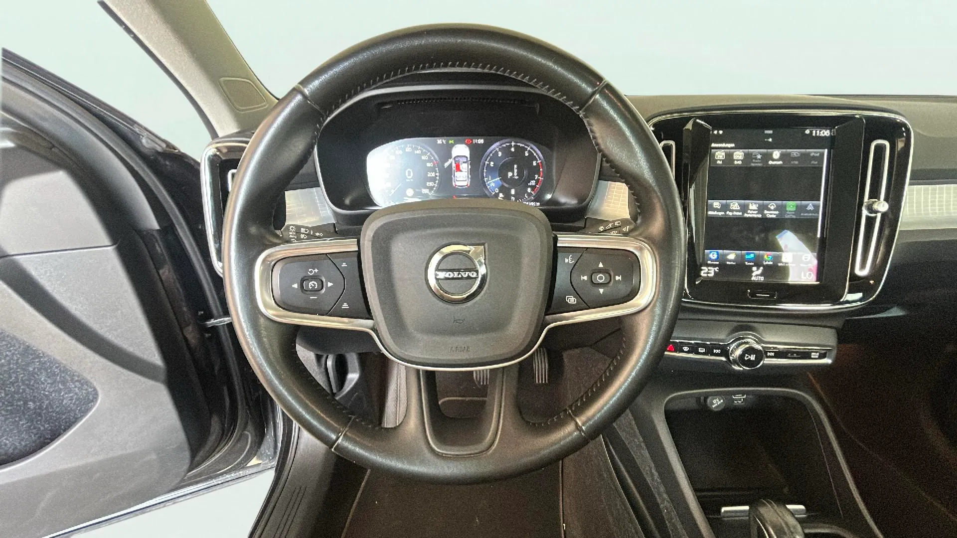 Volvo XC40 2.0 B4 G AWD Inscription - foto 21