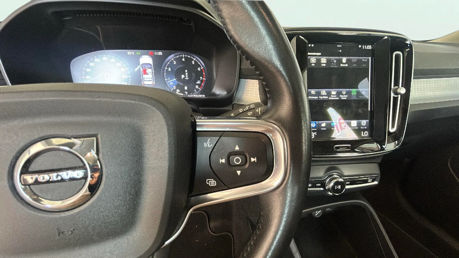 Volvo XC40 2.0 B4 G AWD Inscription - foto 17