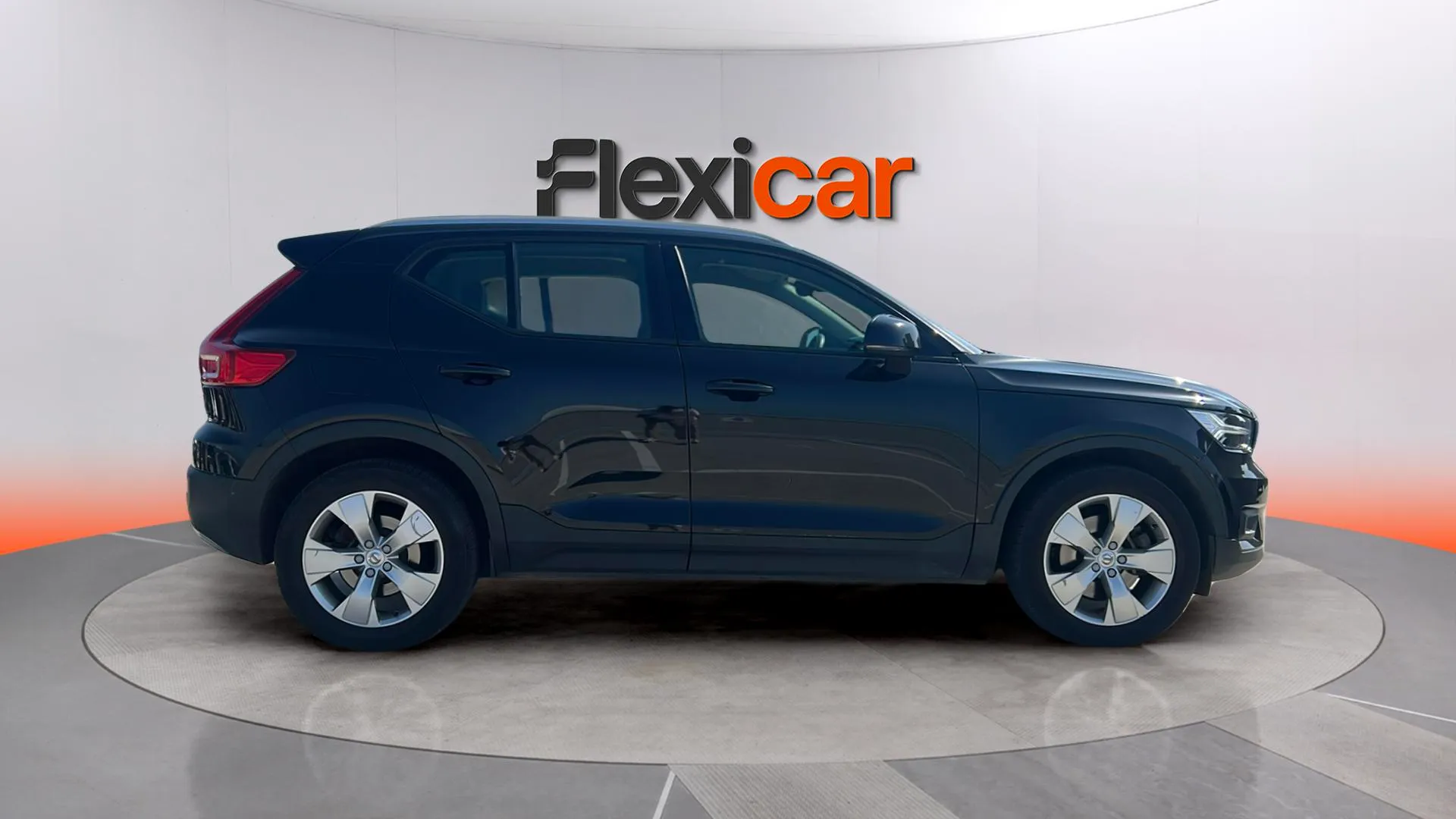 Volvo XC40 2.0 B4 G AWD Inscription - foto 8
