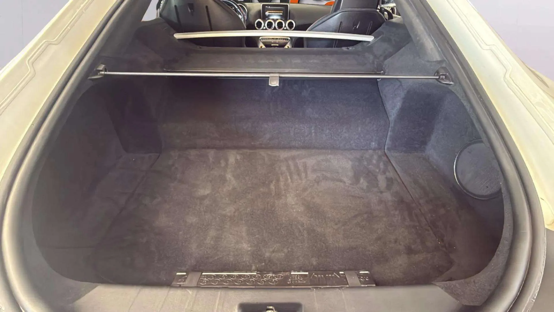 Mercedes-Benz AMG GT Mercedes-AMG GT - foto 19