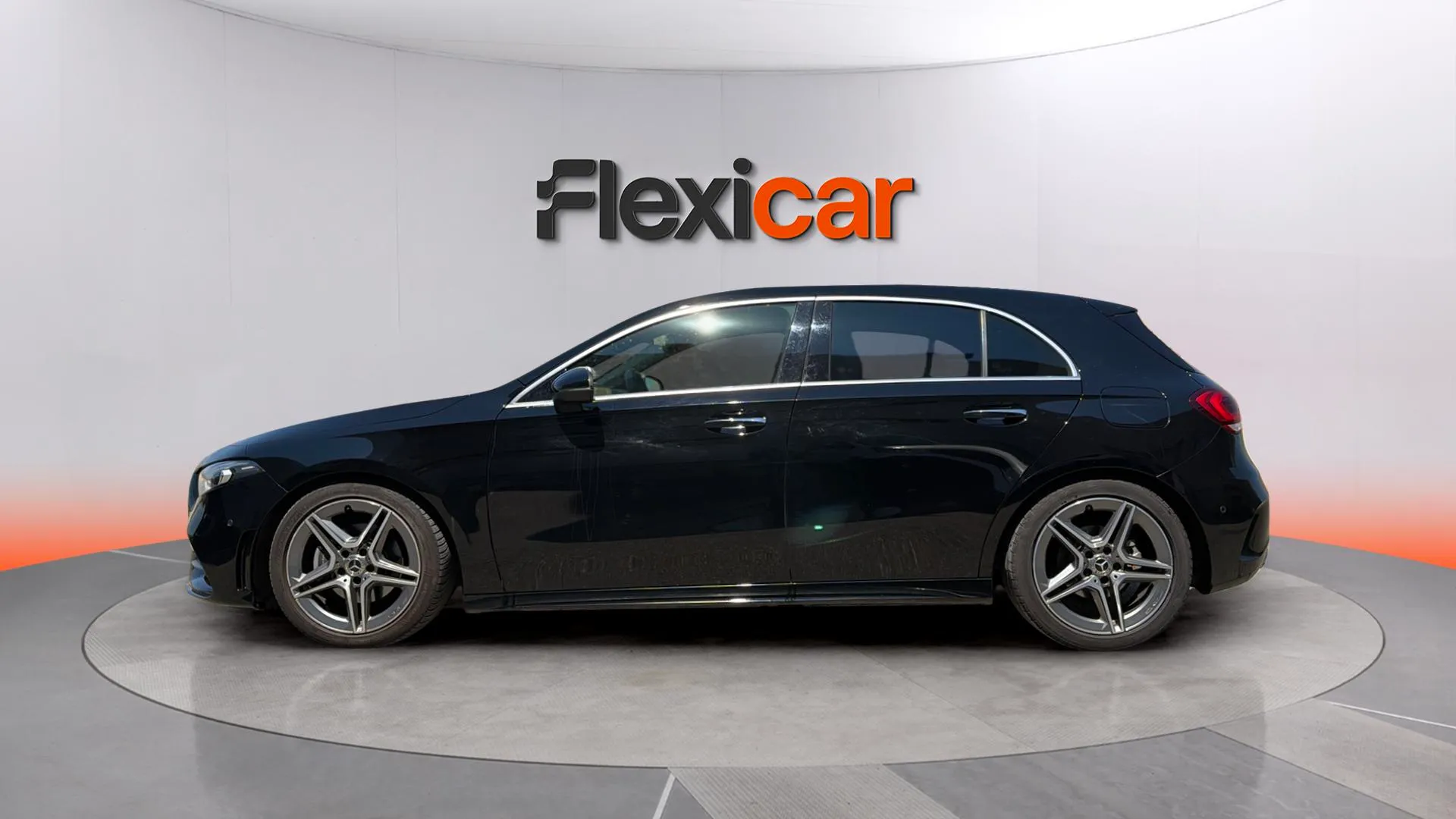 Mercedes-Benz Clase A A 200 d - foto 4