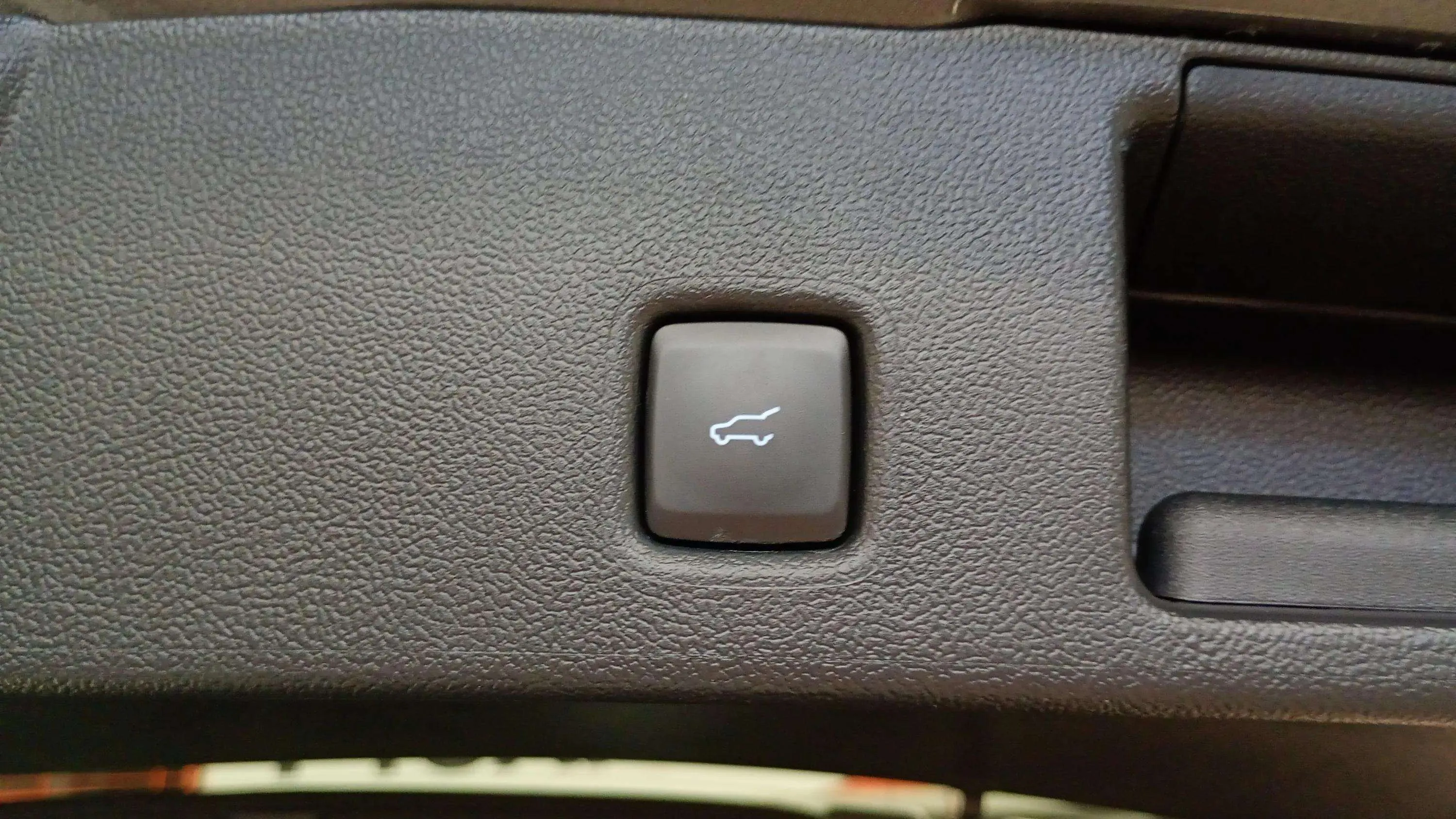 Ford Kuga ST-Line X 2.5 Duratec PHEV - foto 21