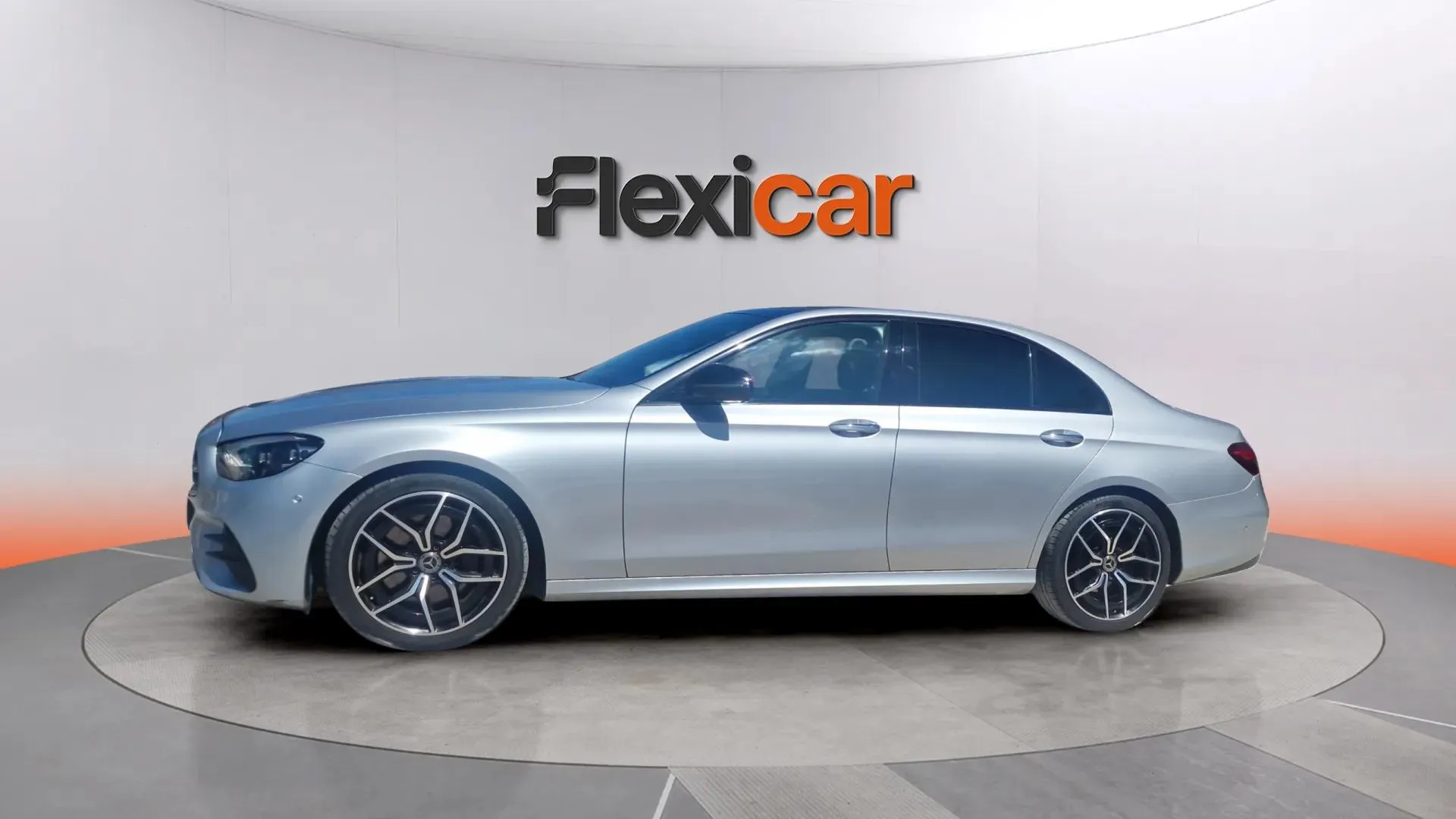 Mercedes-Benz Clase E E 220 d - foto 4