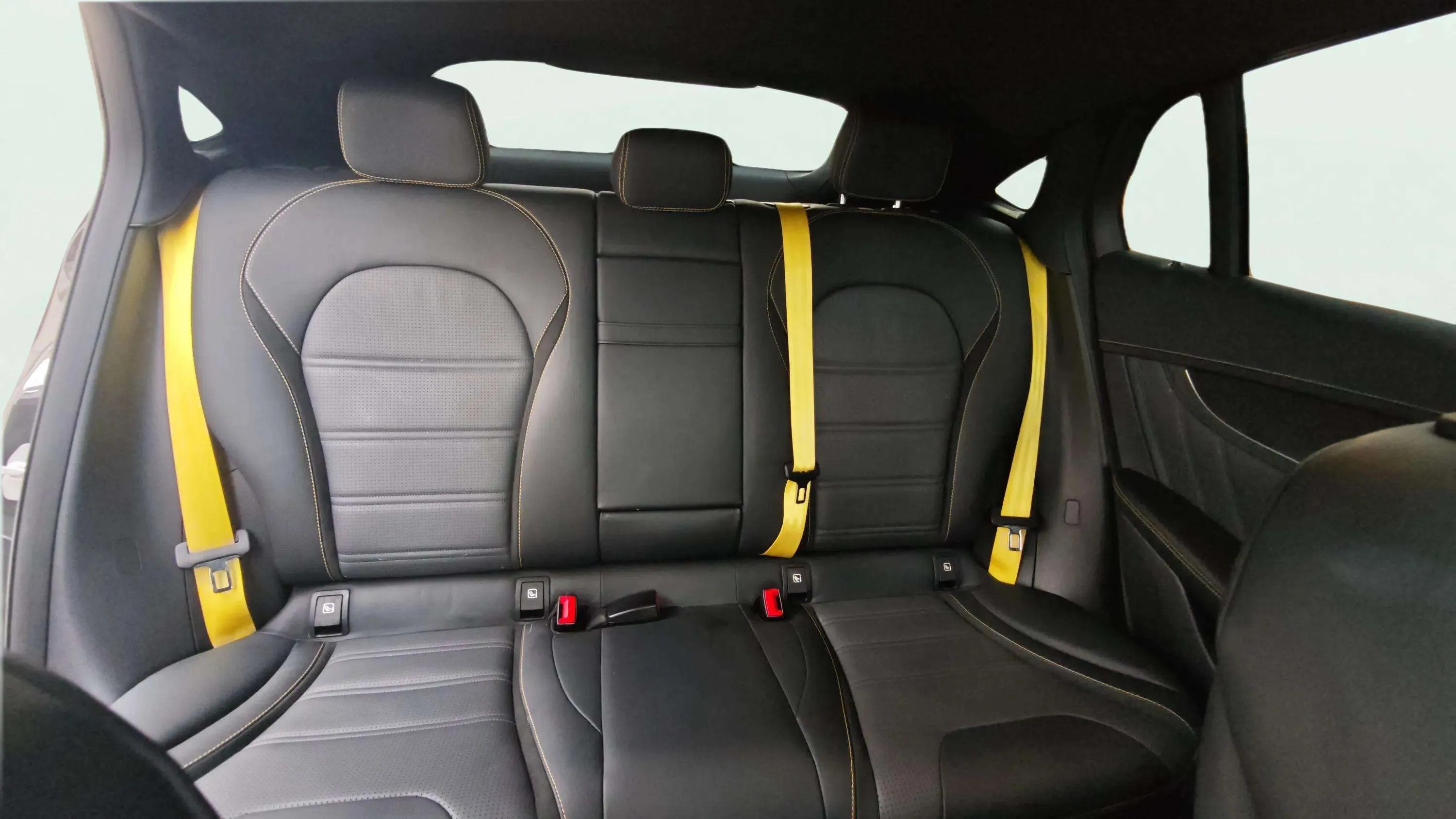 Mercedes-Benz GLC Mercedes-AMG GLC 63 4MATIC+ - foto 11