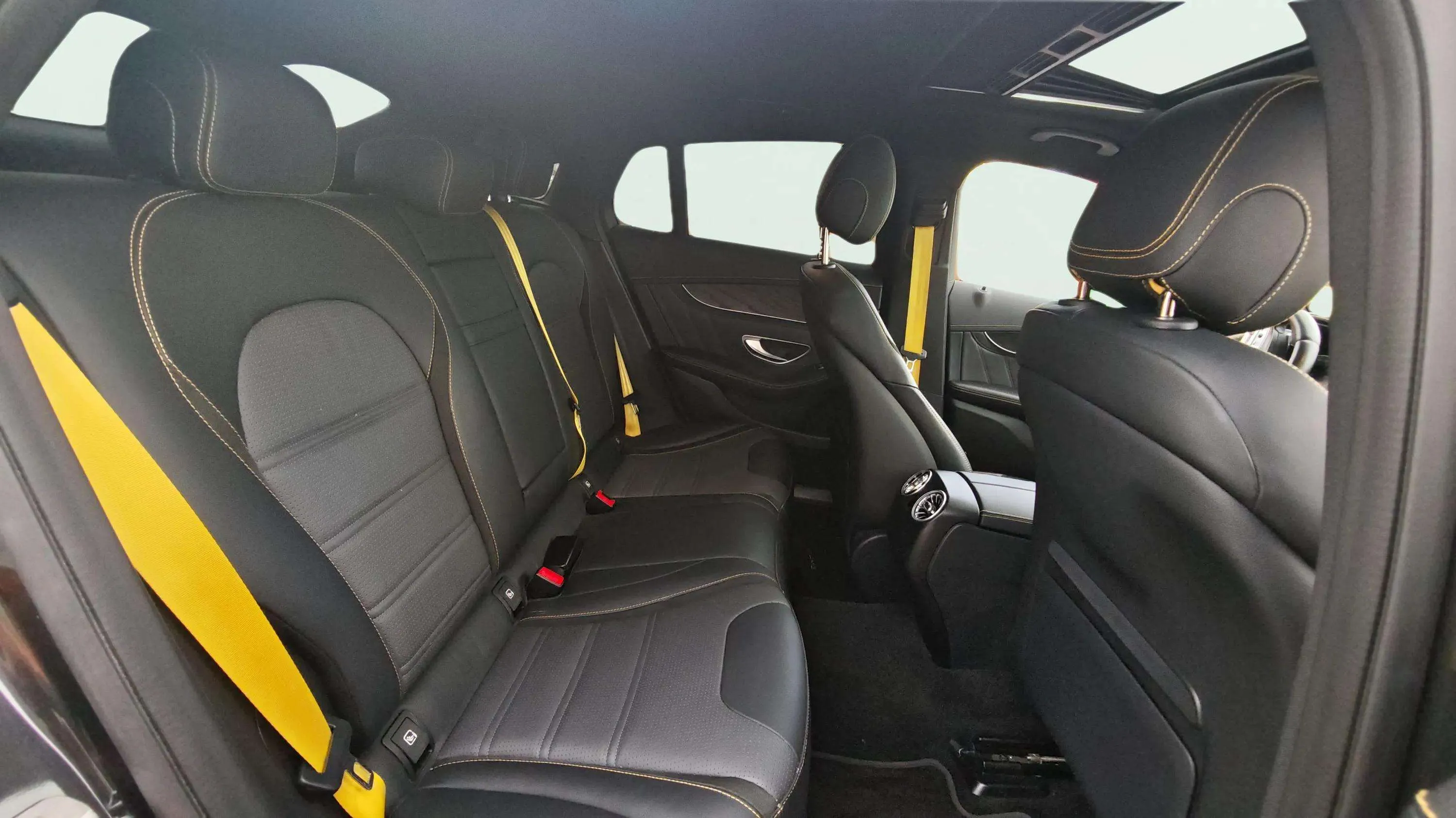 Mercedes-Benz GLC Mercedes-AMG GLC 63 4MATIC+ - foto 10