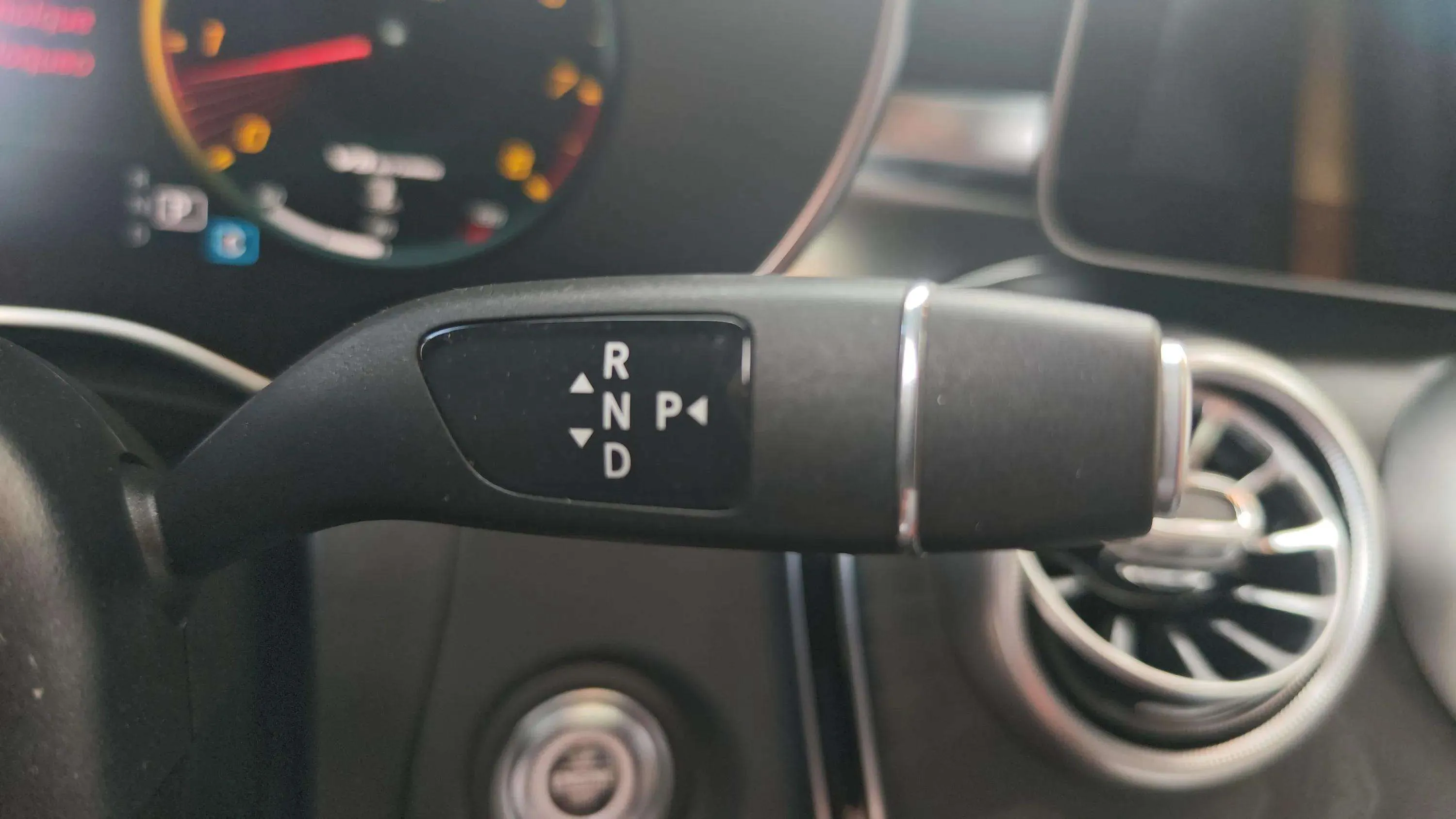 Mercedes-Benz GLC Mercedes-AMG GLC 63 4MATIC+ - foto 12