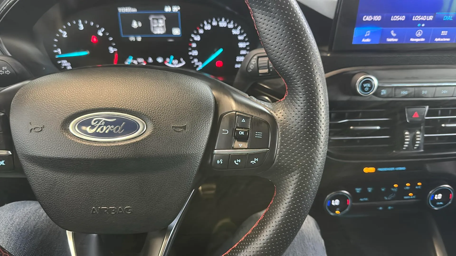 Ford Focus 1.5 EcoBlue ST-Line - foto 15