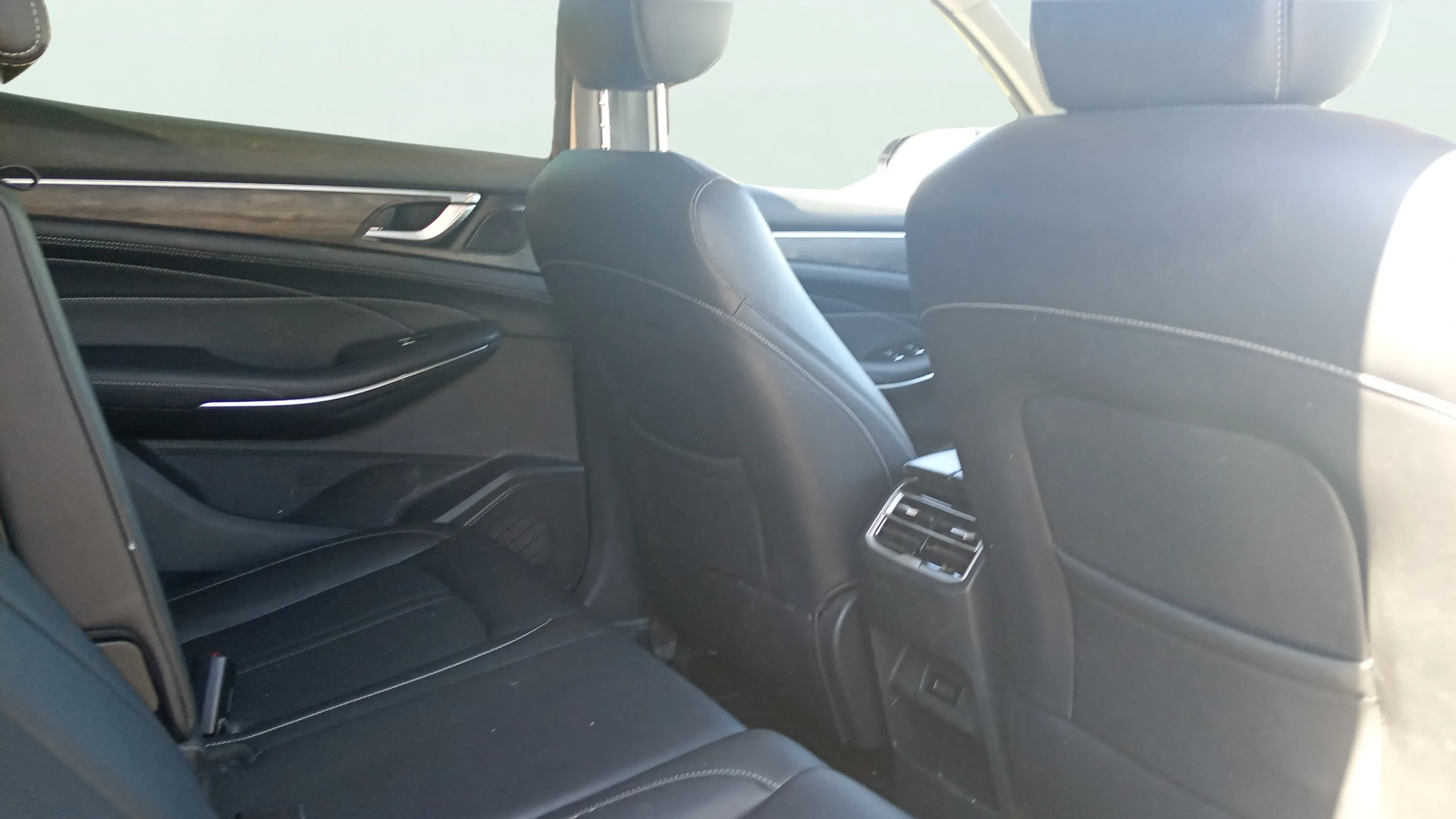 DFSK 580 1.5 T Luxury - foto 14
