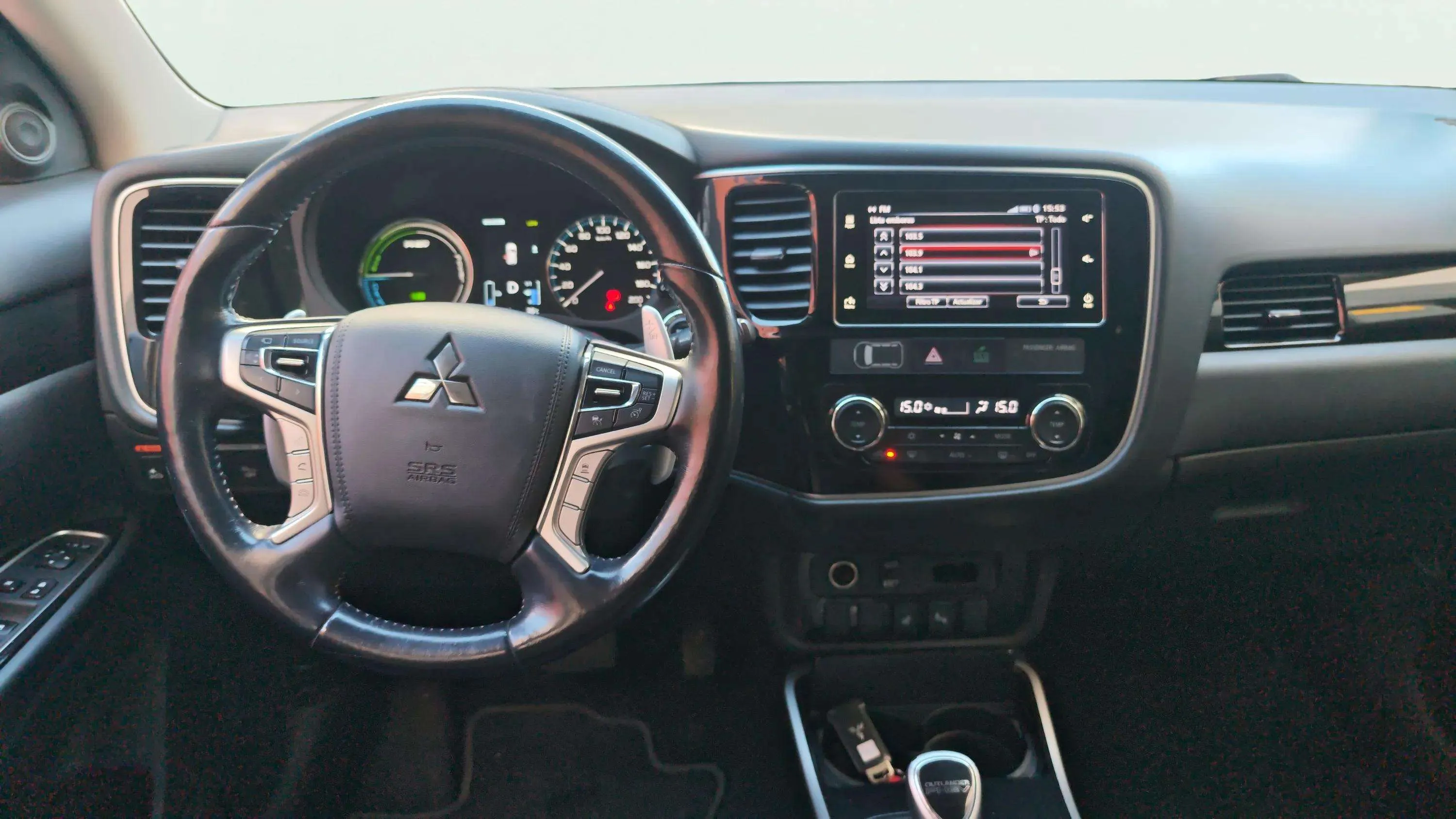 Mitsubishi Outlander 2.0 PHEV Kaiteki 4WD - foto 7