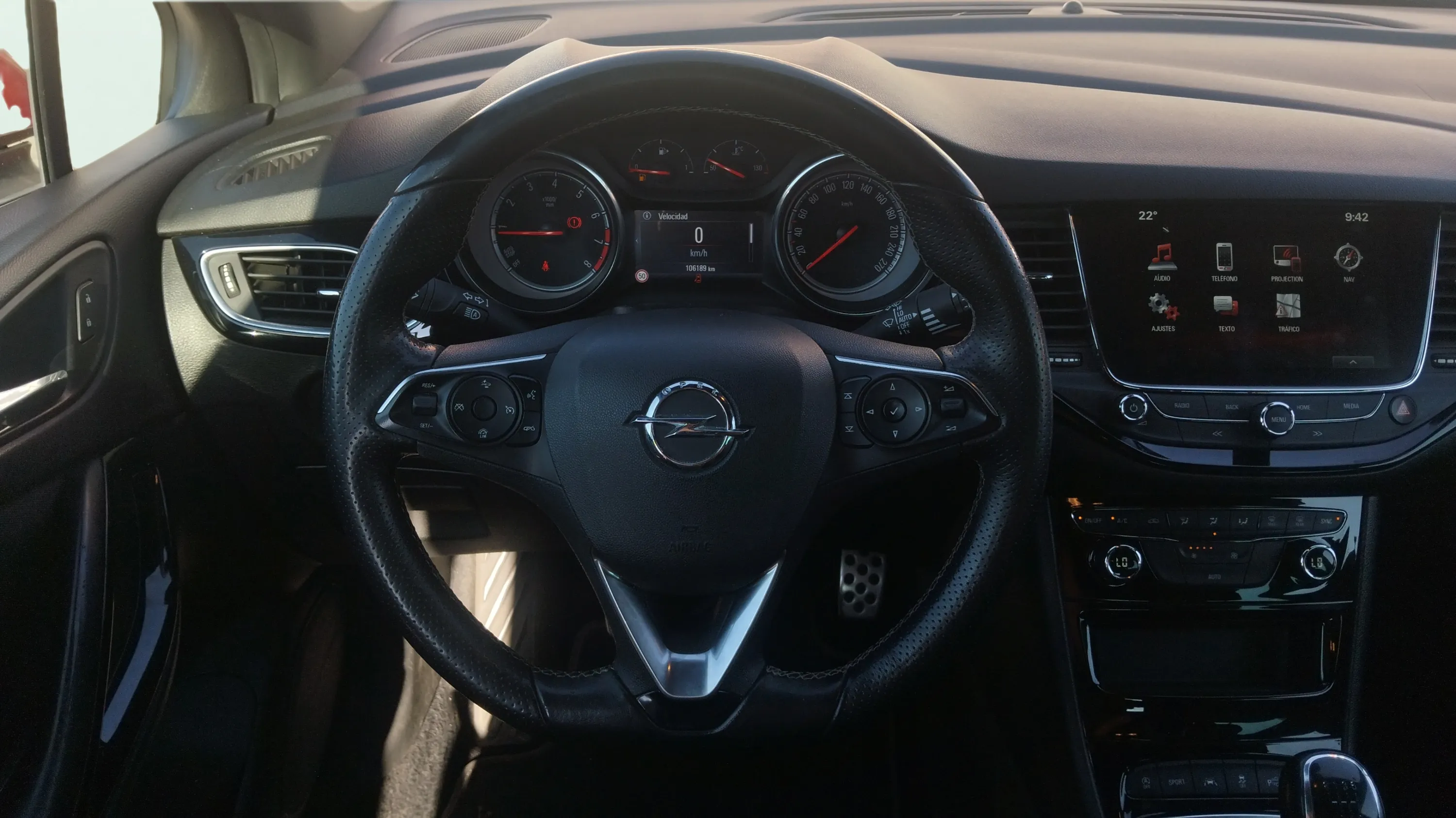 Opel Astra 1.6 Turbo GSi Line - foto 14