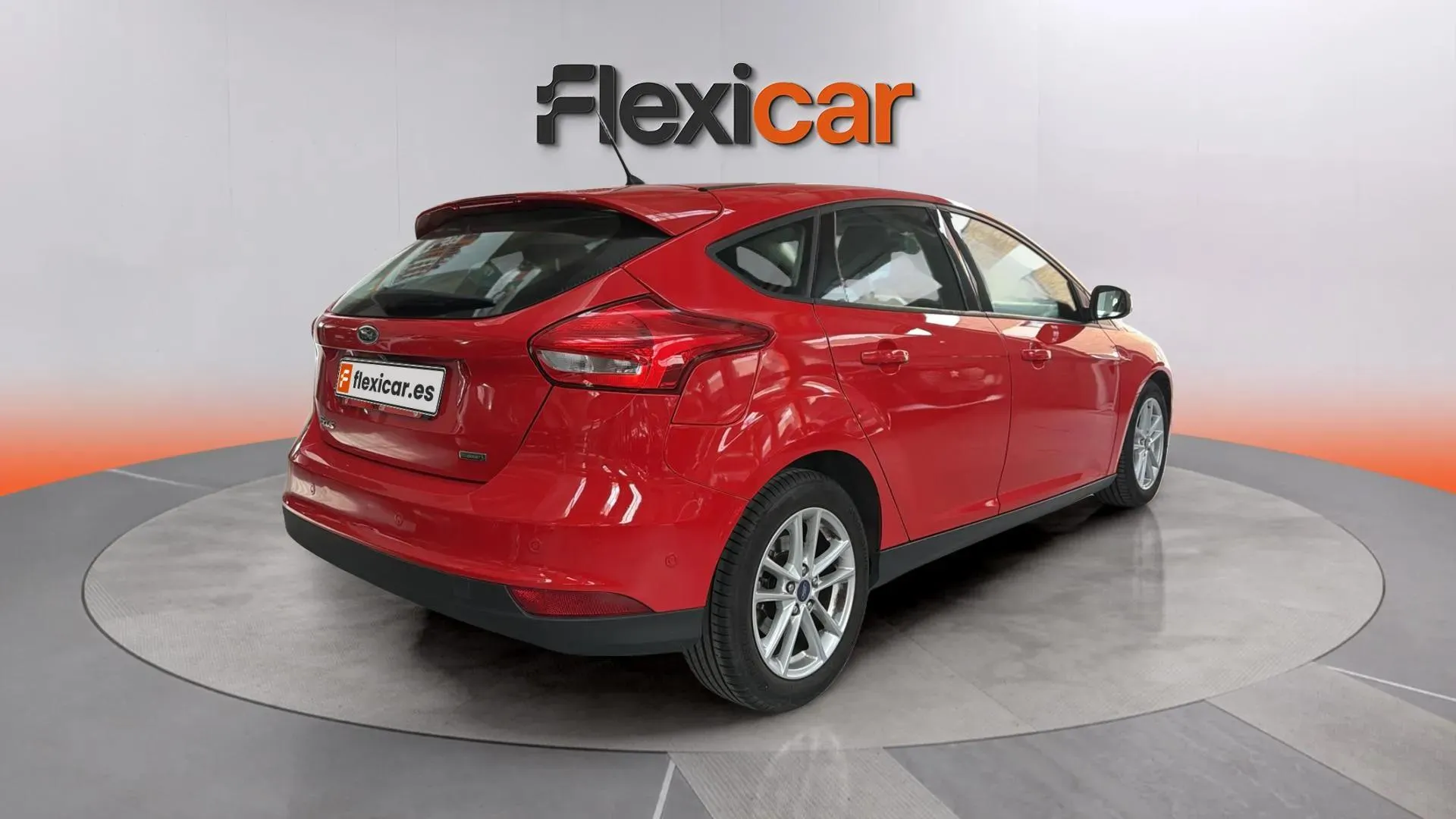 Ford Focus 1.0 EcoBoost Titanium - foto 4