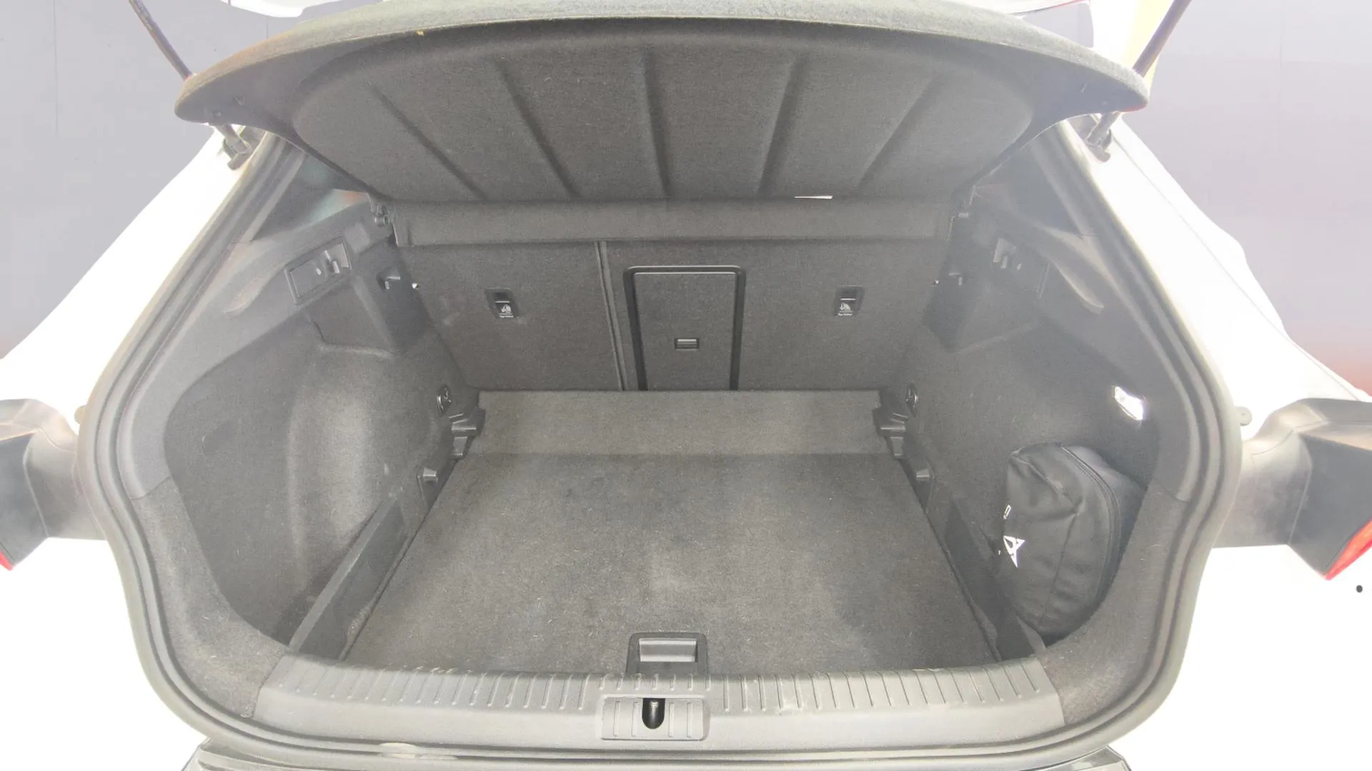 Cupra Formentor 1.5 TSI DSG - foto 14