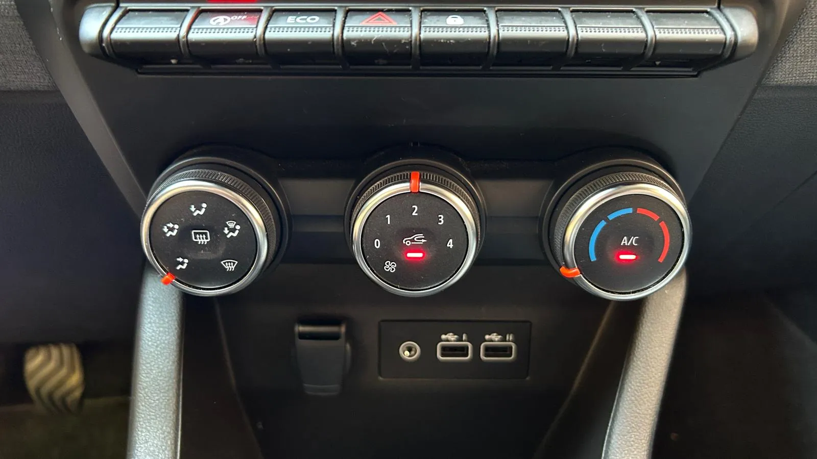 Renault Clio Equilibre TCe - foto 12