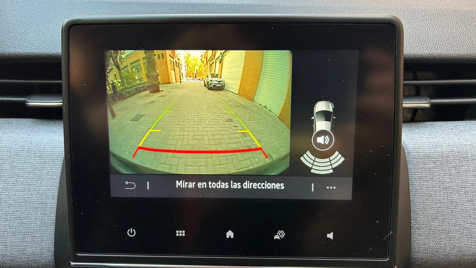 Renault Clio Equilibre TCe - foto 13