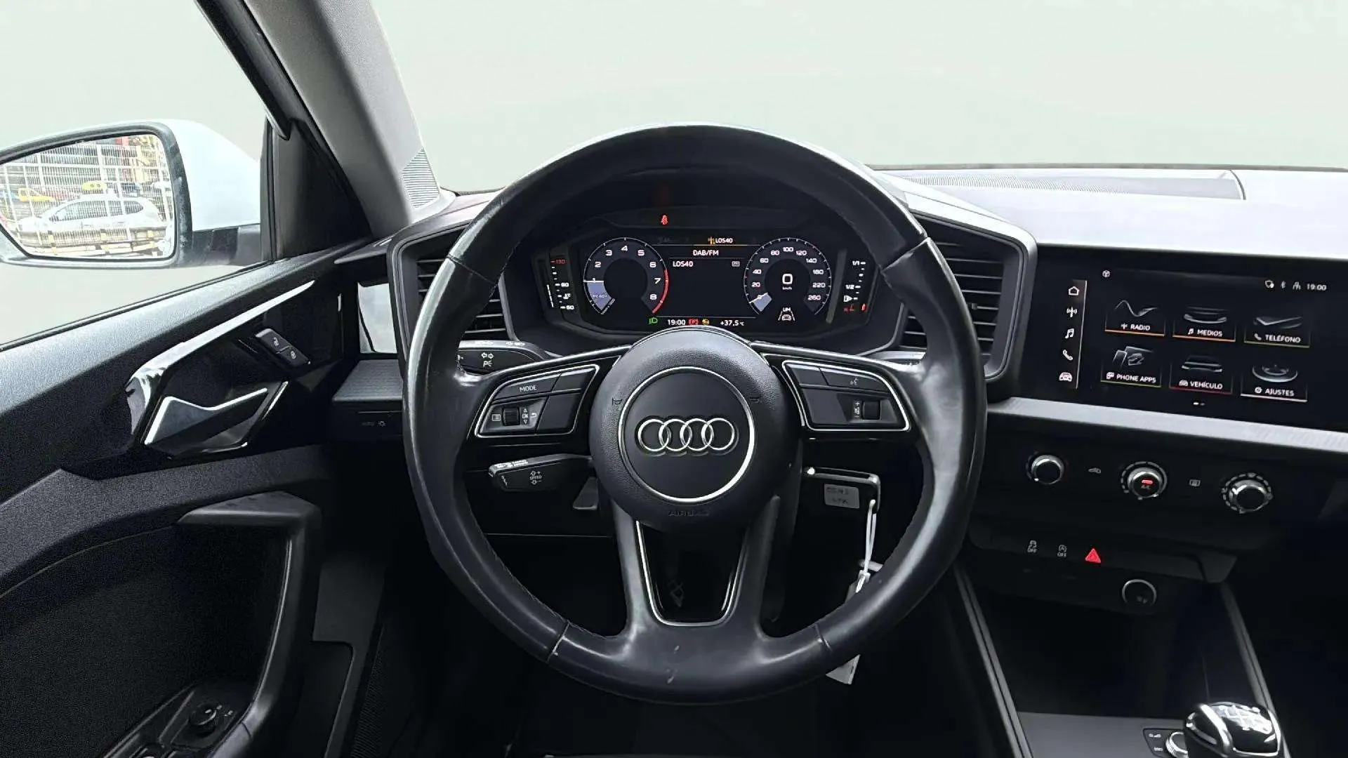 Audi A1 Sportback Adrenalin 25 TFSI - foto 10