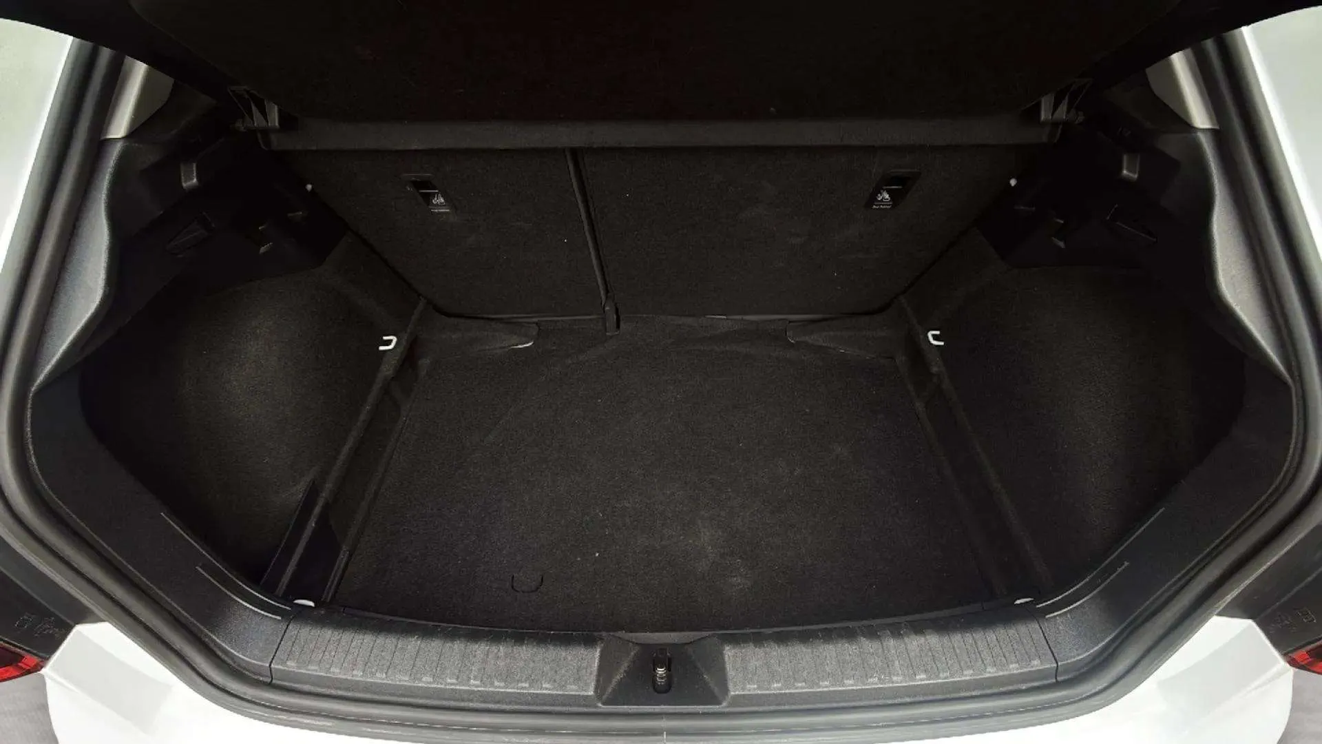 Audi A1 Sportback Adrenalin 25 TFSI - foto 24