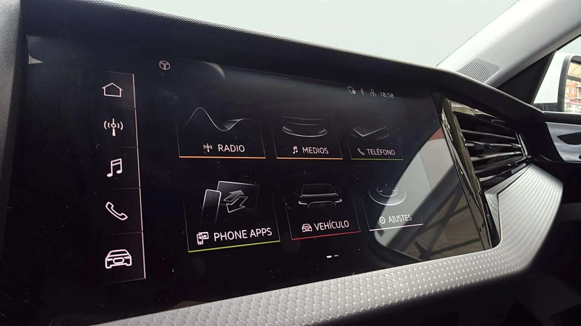 Audi A1 Sportback Adrenalin 25 TFSI - foto 14