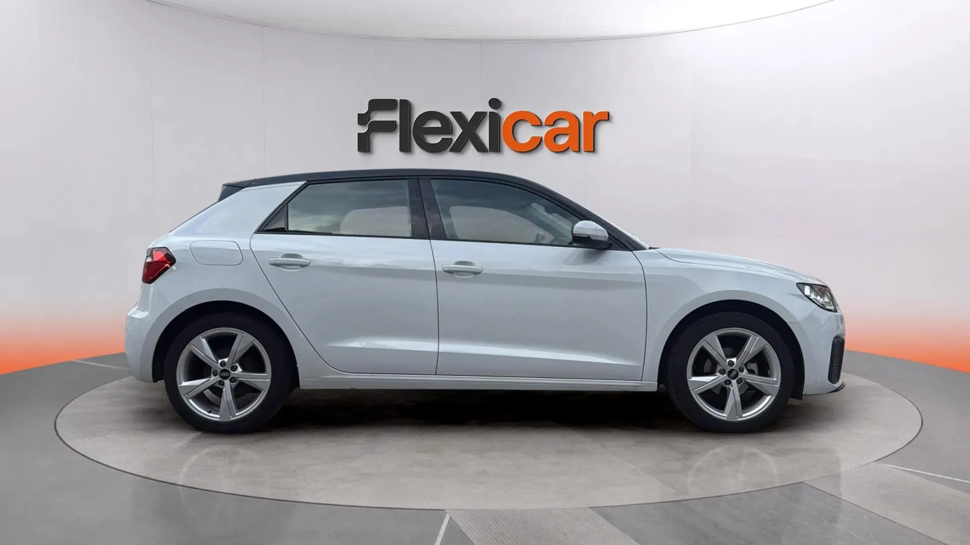 Audi A1 Sportback Adrenalin 25 TFSI - foto 4