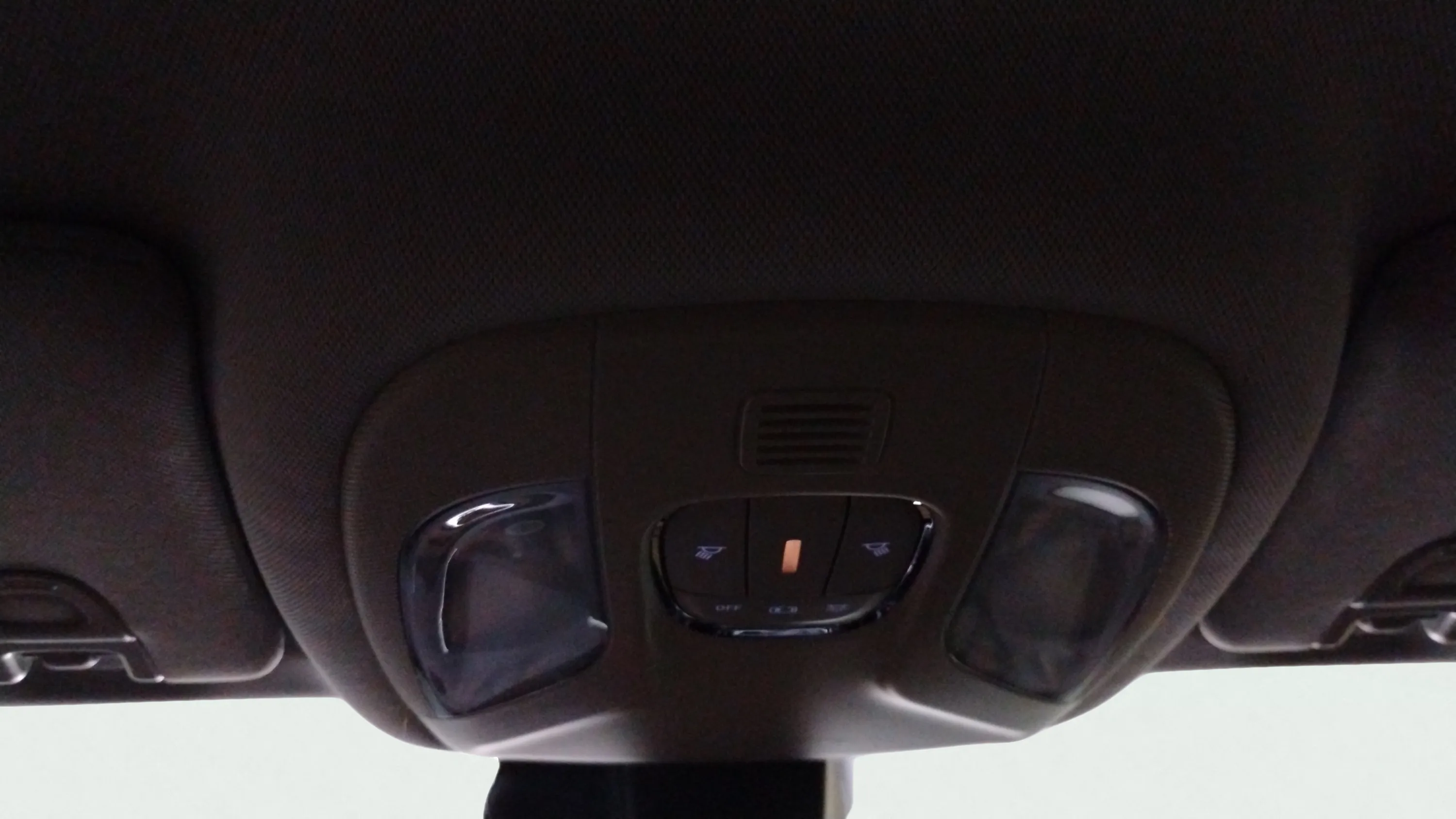 Jeep Compass 1.3 Gse T4 Limited FWD - foto 17
