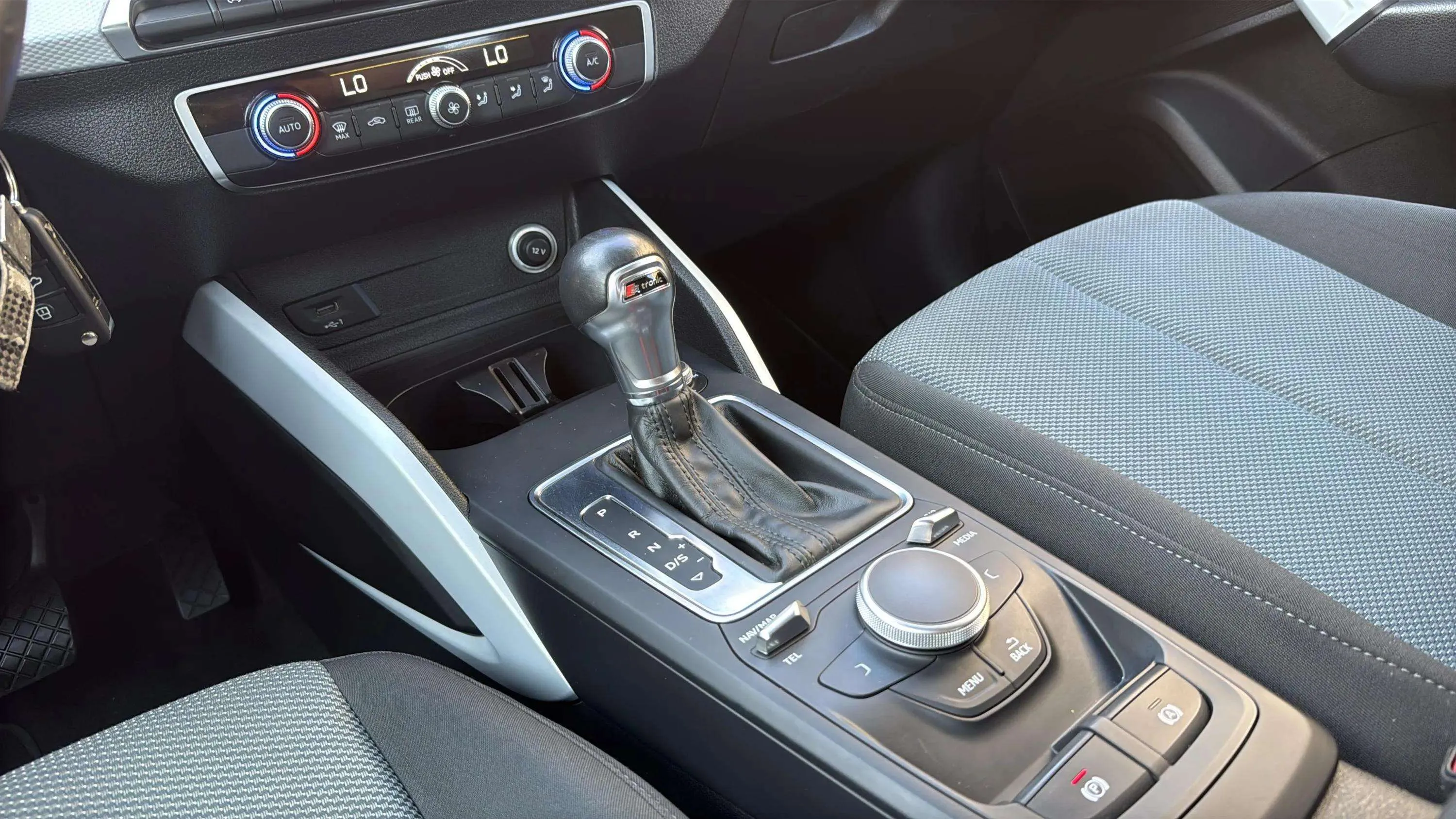 Audi Q2 Advanced 1.0 TFSI ultra S tronic - foto 25