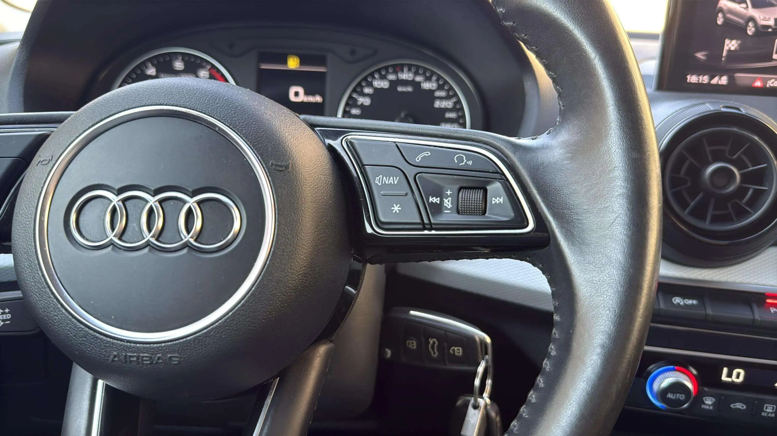 Audi Q2 Advanced 1.0 TFSI ultra S tronic - foto 19
