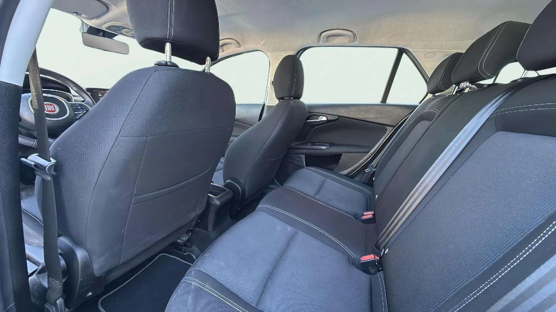Fiat Tipo 1.6 Mirror diesel Mjet II SW - foto 21