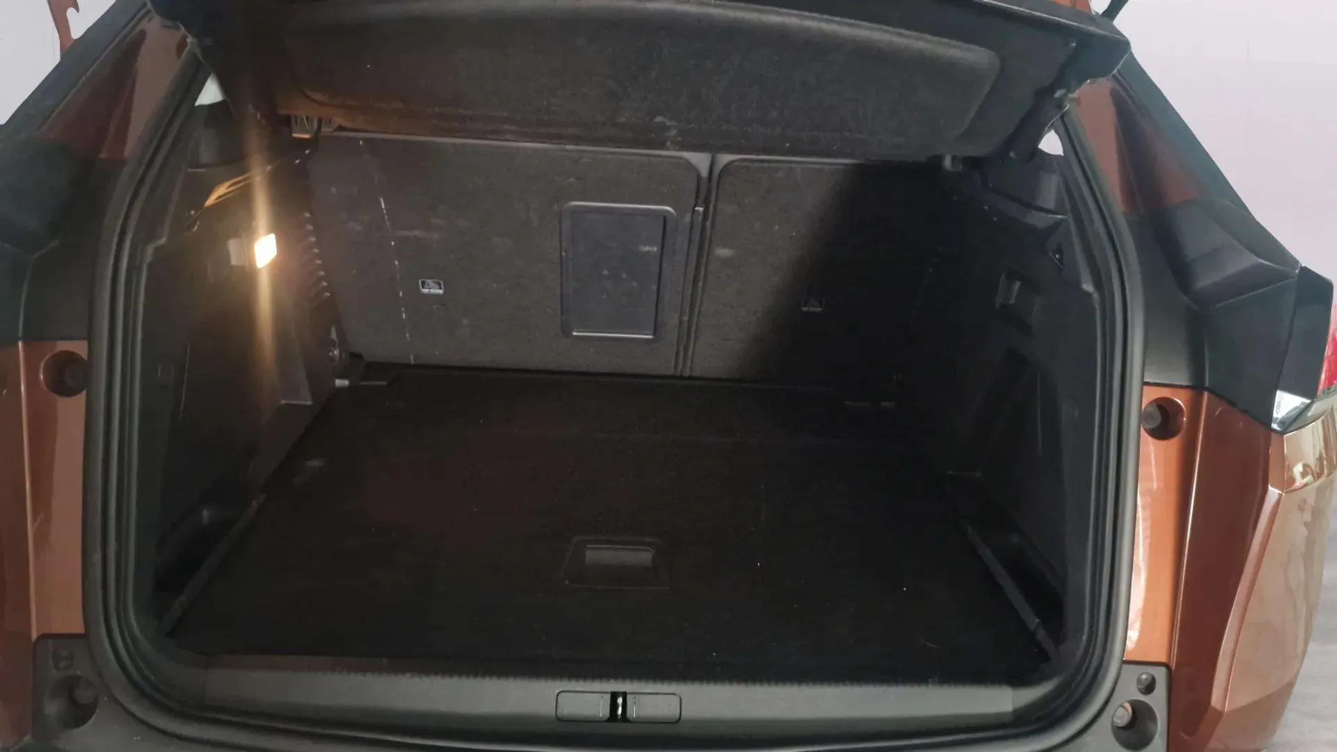 Peugeot 3008 1.2 PureTech Active EAT8 - foto 24