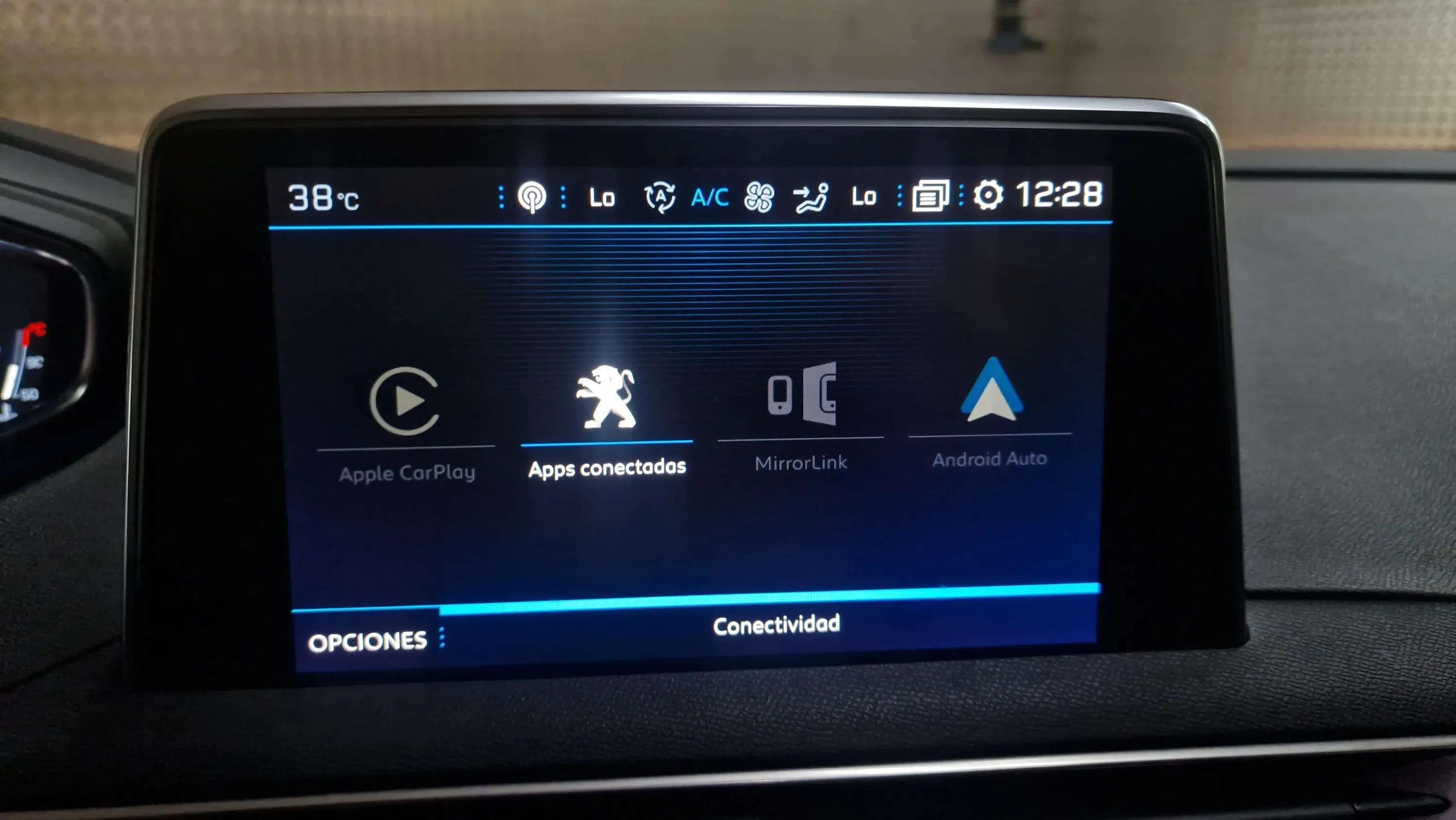 Peugeot 3008 1.2 PureTech Active EAT8 - foto 11