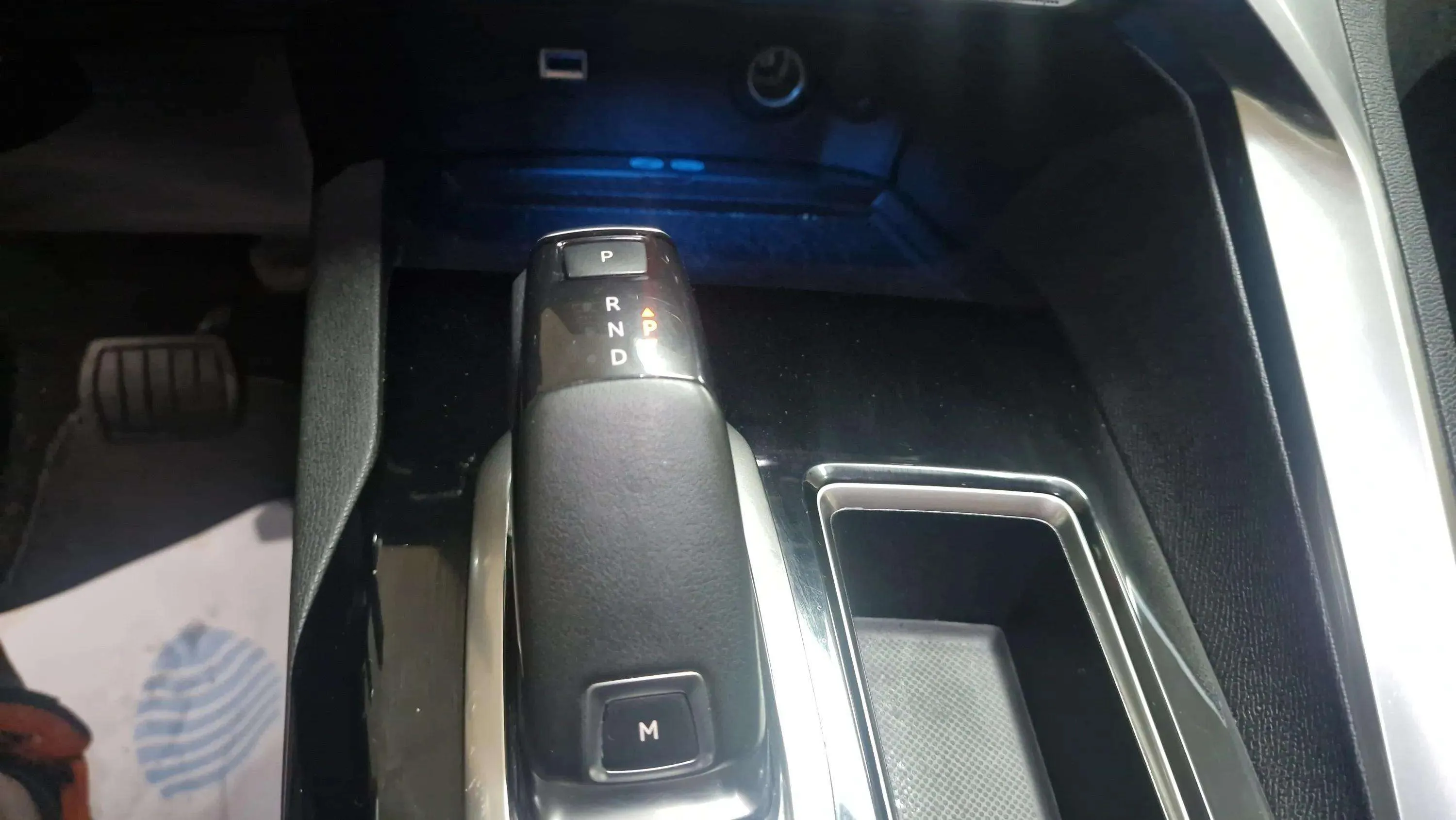 Peugeot 3008 1.2 PureTech Active EAT8 - foto 10