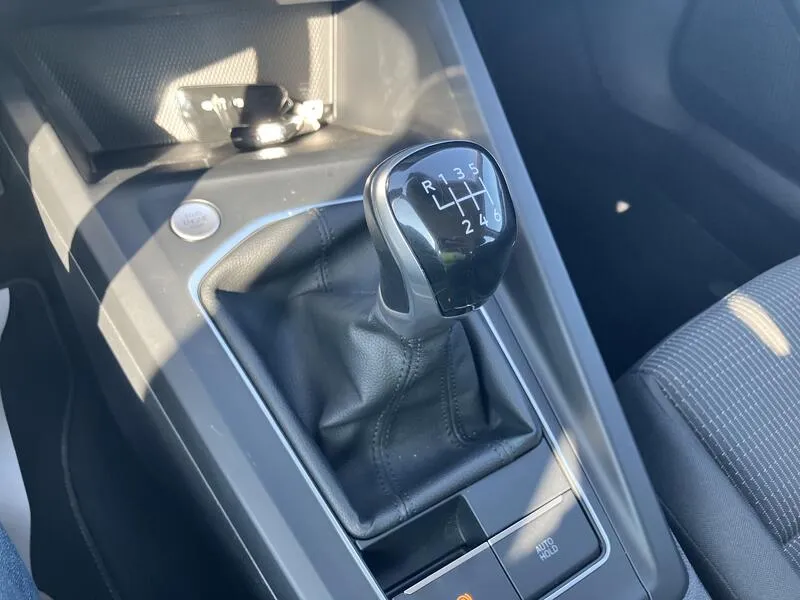Volkswagen Golf 1.0 TSI - foto 36