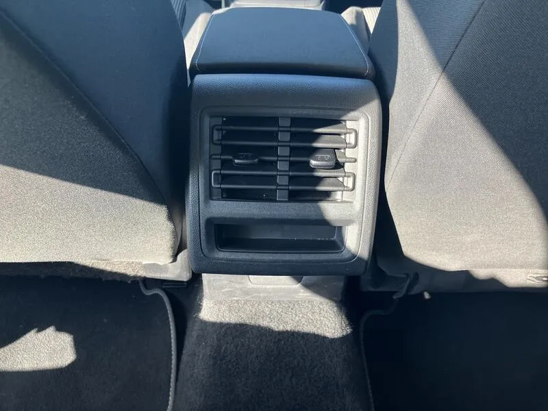 Volkswagen Golf 1.0 TSI - foto 23