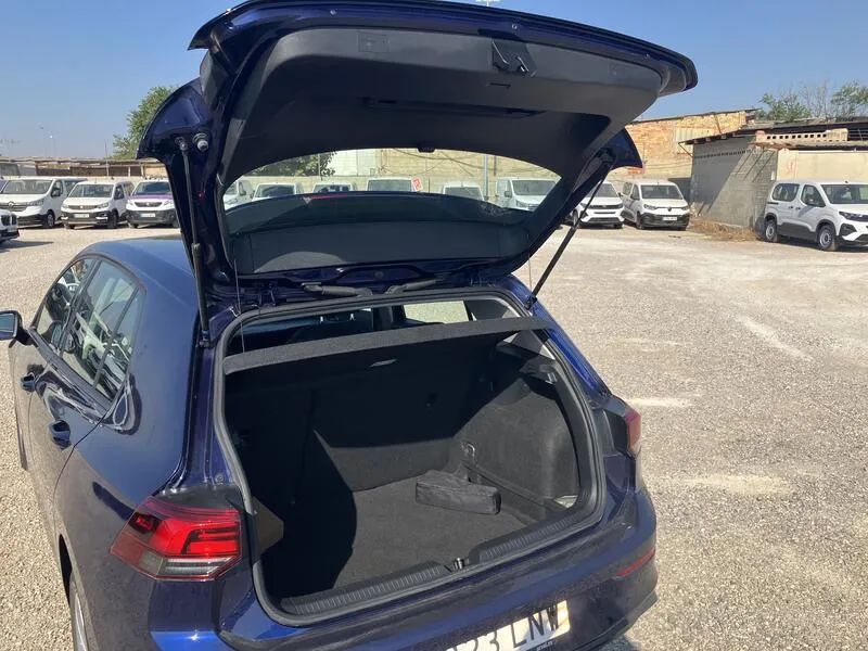 Volkswagen Golf 1.0 TSI - foto 19