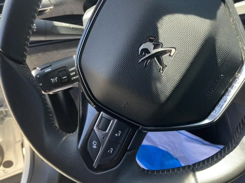 Peugeot 3008 1.2 PureTech Active Pack - foto 37