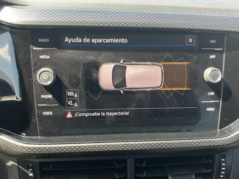 Volkswagen T-Cross 1.0 TSI Advance - foto 46