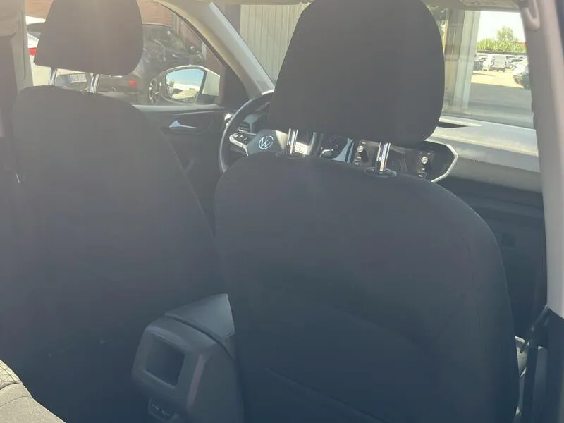Volkswagen T-Cross 1.0 TSI Advance - foto 33