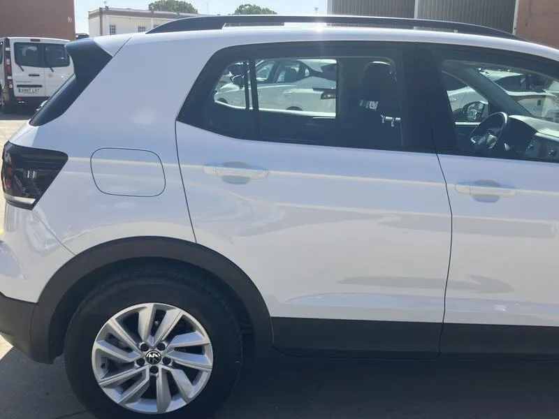Volkswagen T-Cross 1.0 TSI Advance - foto 24