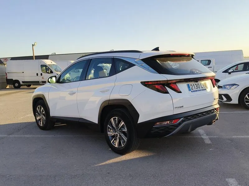 Hyundai Tucson 1.6 CRDi Maxx - foto 4