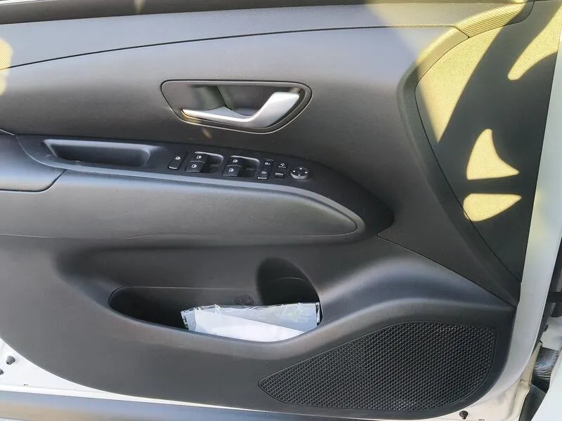 Hyundai Tucson 1.6 CRDi Maxx - foto 30