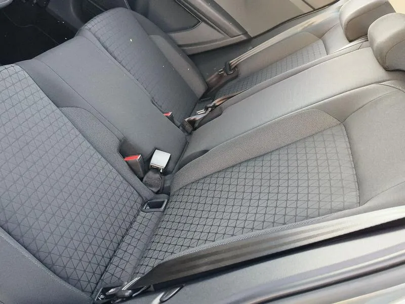 Volkswagen T-Cross 1.0 TSI Advance - foto 35