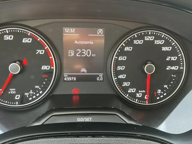 SEAT Arona 1.0 TSI Style Edition - foto 27