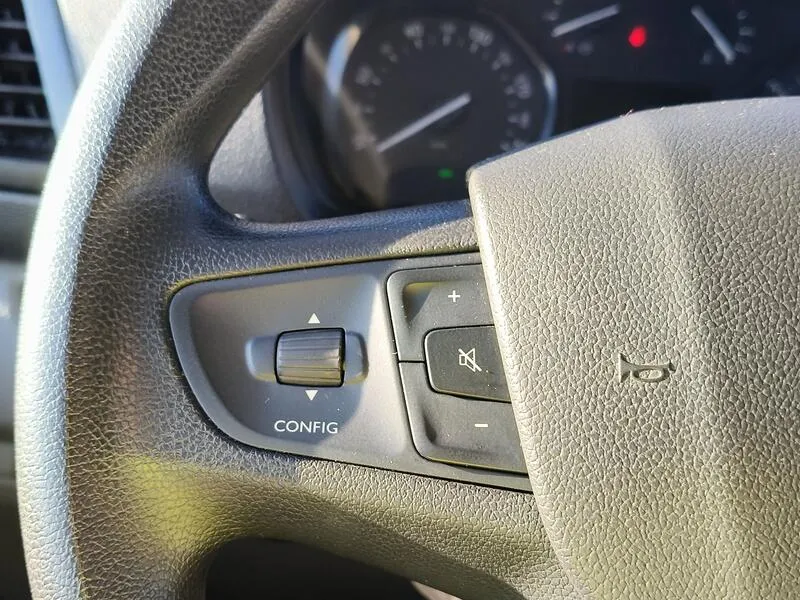 Peugeot Expert BlueHDi Standard - foto 25