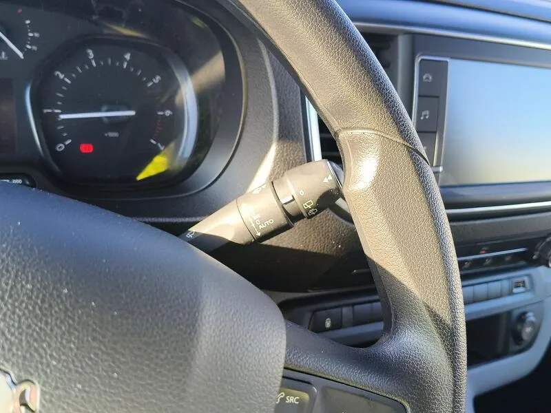 Peugeot Expert BlueHDi Standard - foto 24