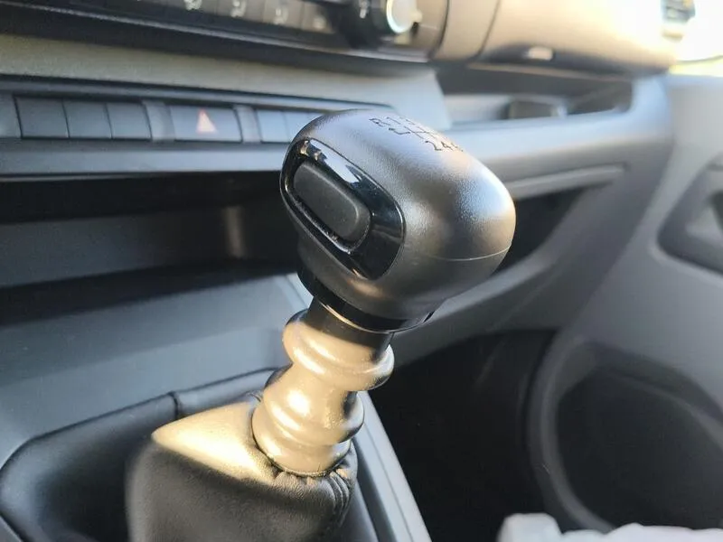 Peugeot Expert BlueHDi Standard - foto 13